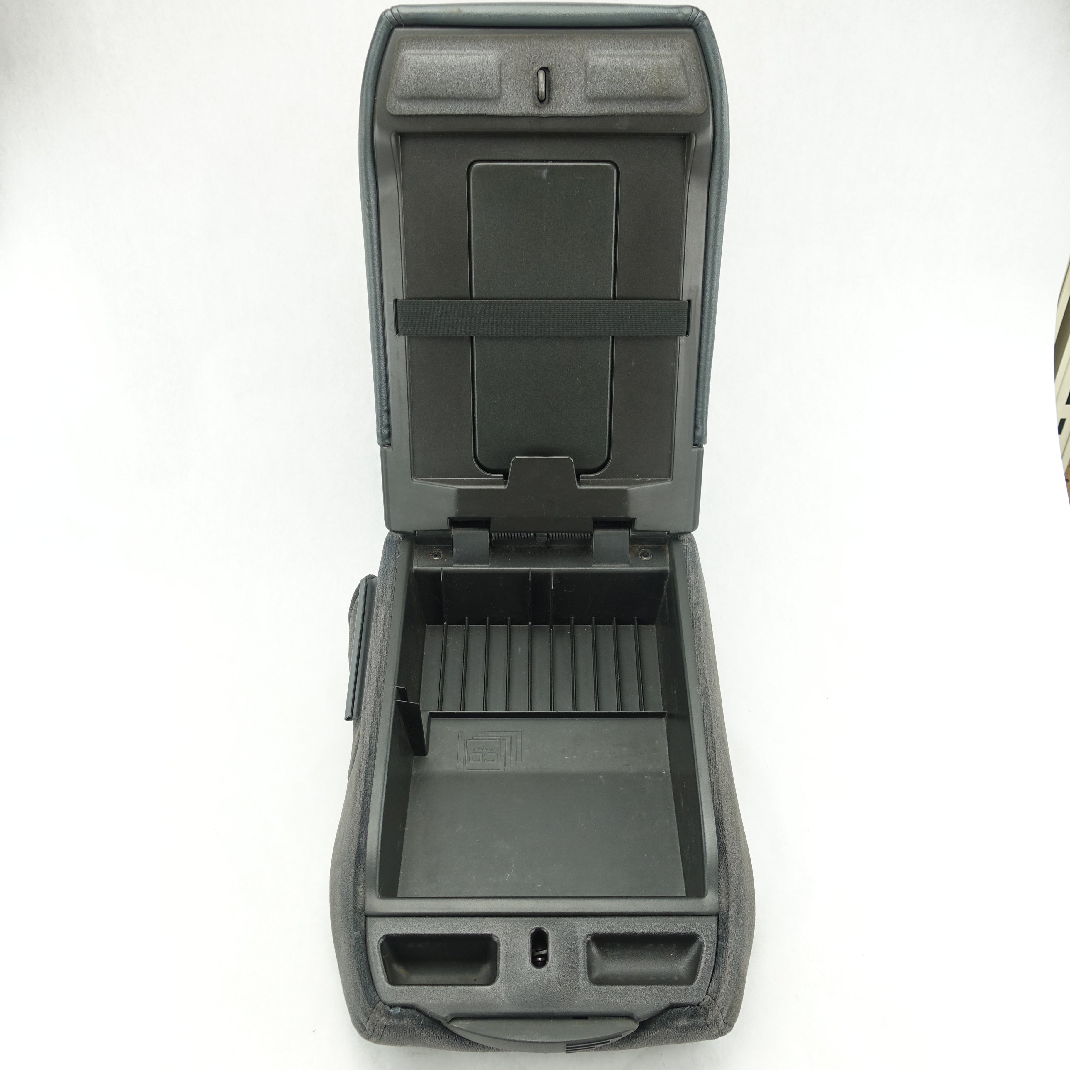 2003 2004 2005 Silverado Sierra Center Console Fold Down Armrest Arm Rest Black