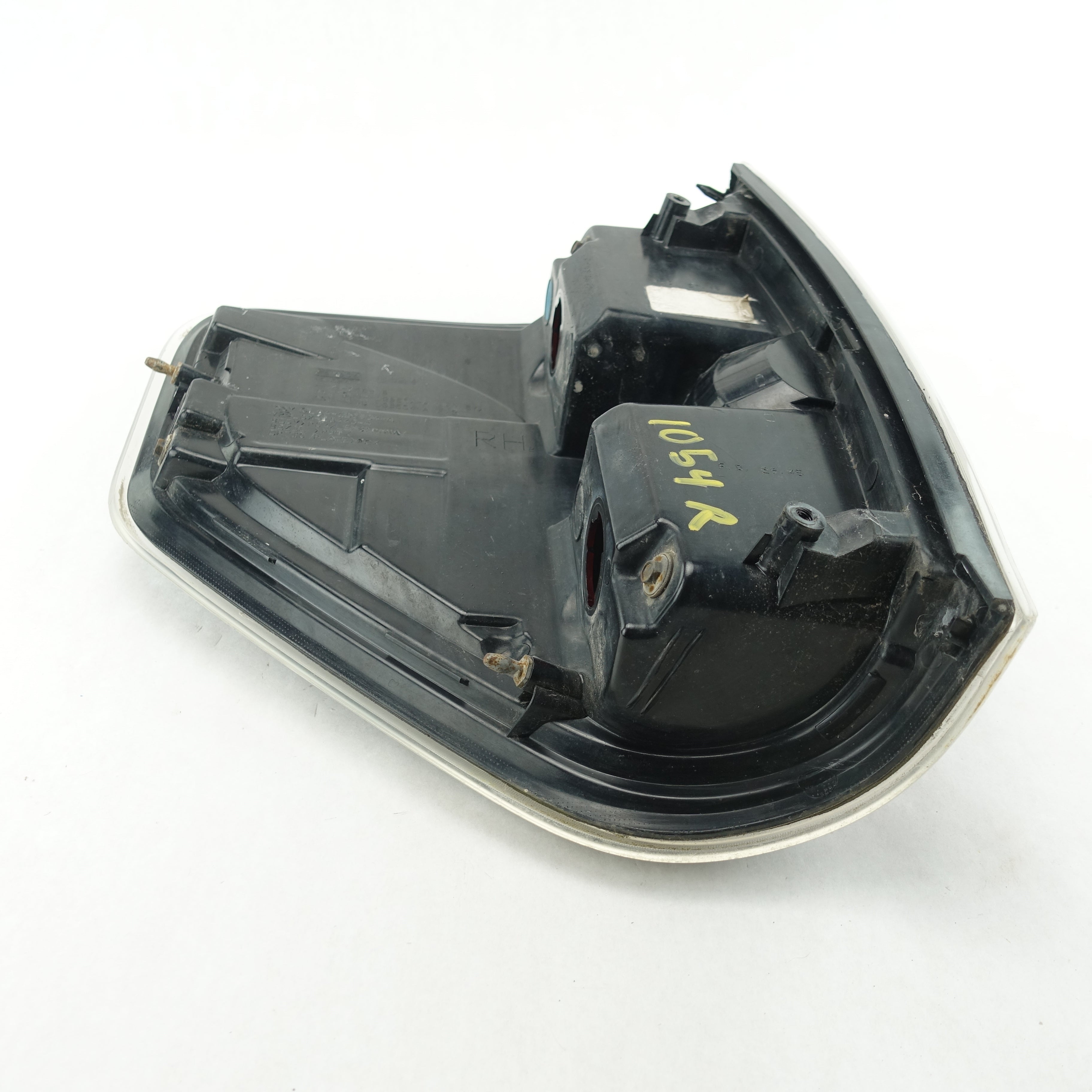 Damage 11 2012 2013 14 Ford F150 Passenger Right Rear Taillight Tail Light Lamp