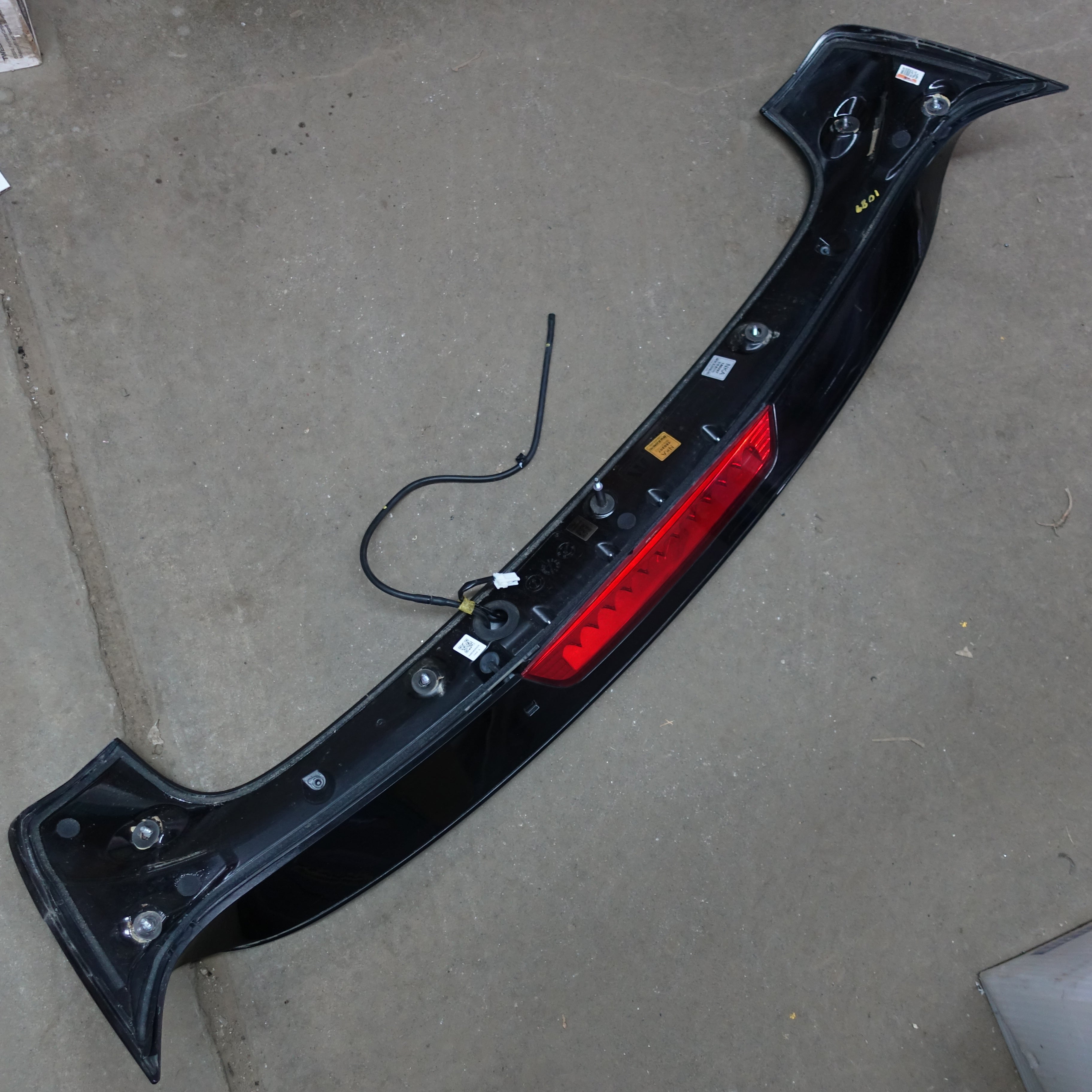 2016 2017 2018 Hyundai Tucson Wing Spoiler 3rd Third Brake Light Lamp