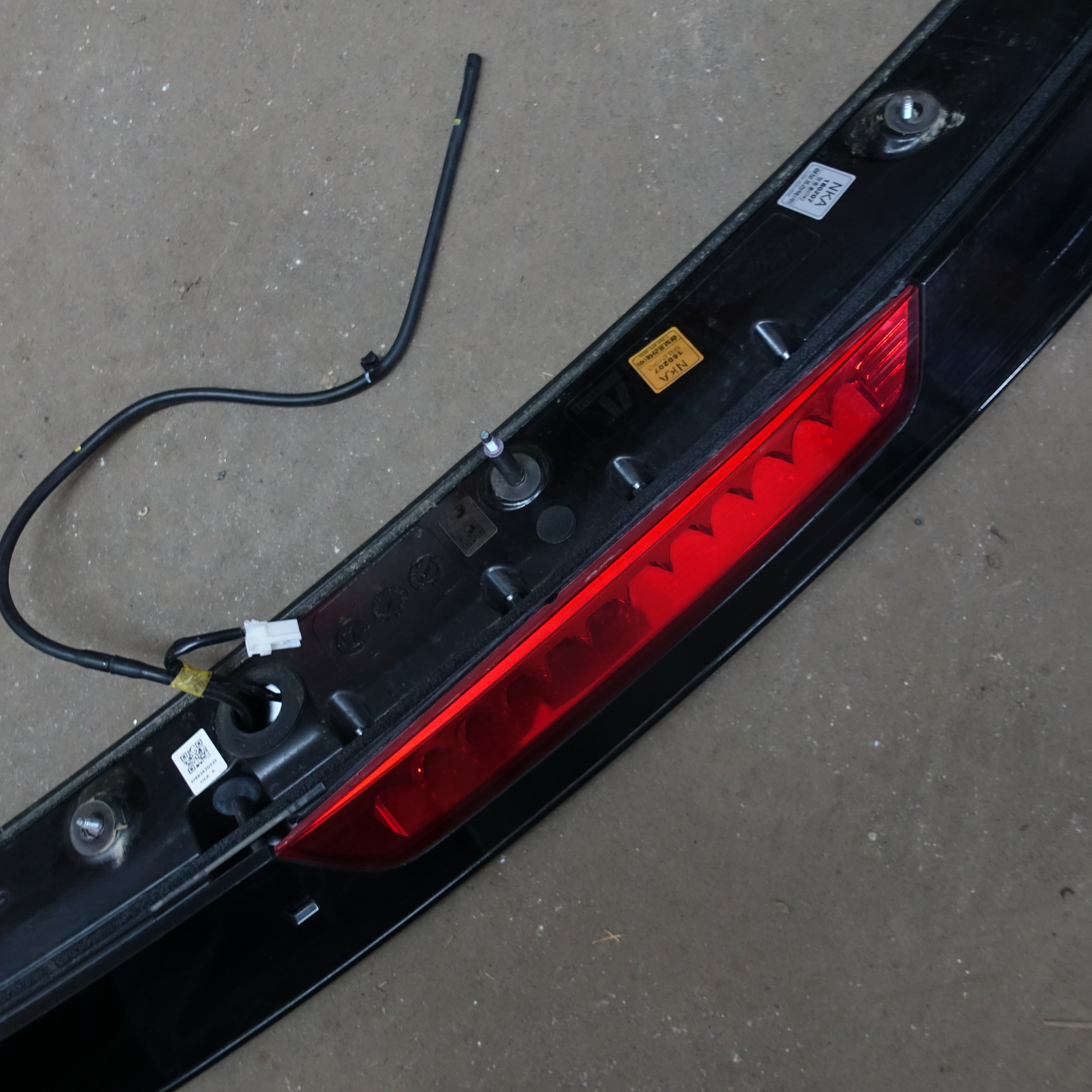 2016 2017 2018 Hyundai Tucson Wing Spoiler 3rd Third Brake Light Lamp