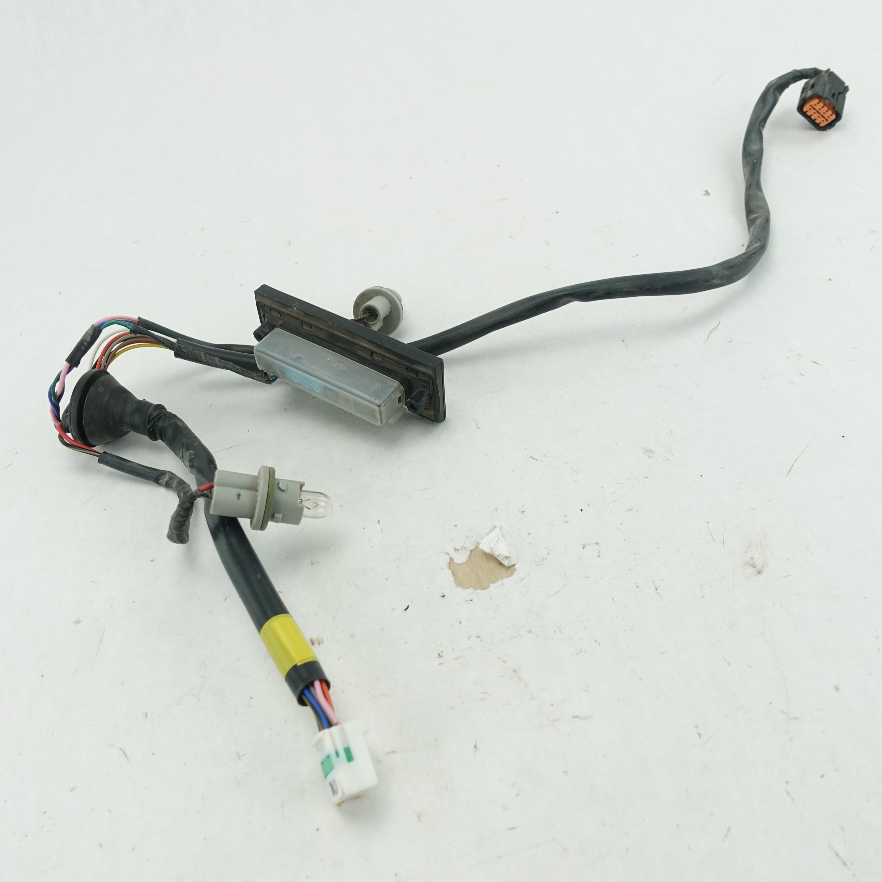 2016 2017 2018 Hyundai Tucson Tailgate Gate Hatch Button License Light Wire