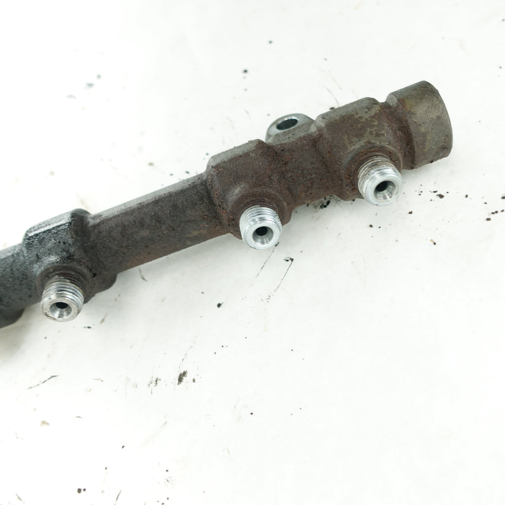2011 2012 2013 2014 Ford Powerstroke F250 F350 6.7L Passenger Right Fuel Rail