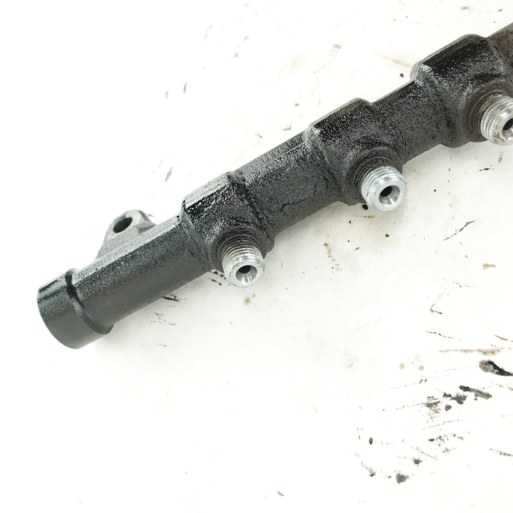 2011 2012 2013 2014 Ford Powerstroke F250 F350 6.7L Passenger Right Fuel Rail