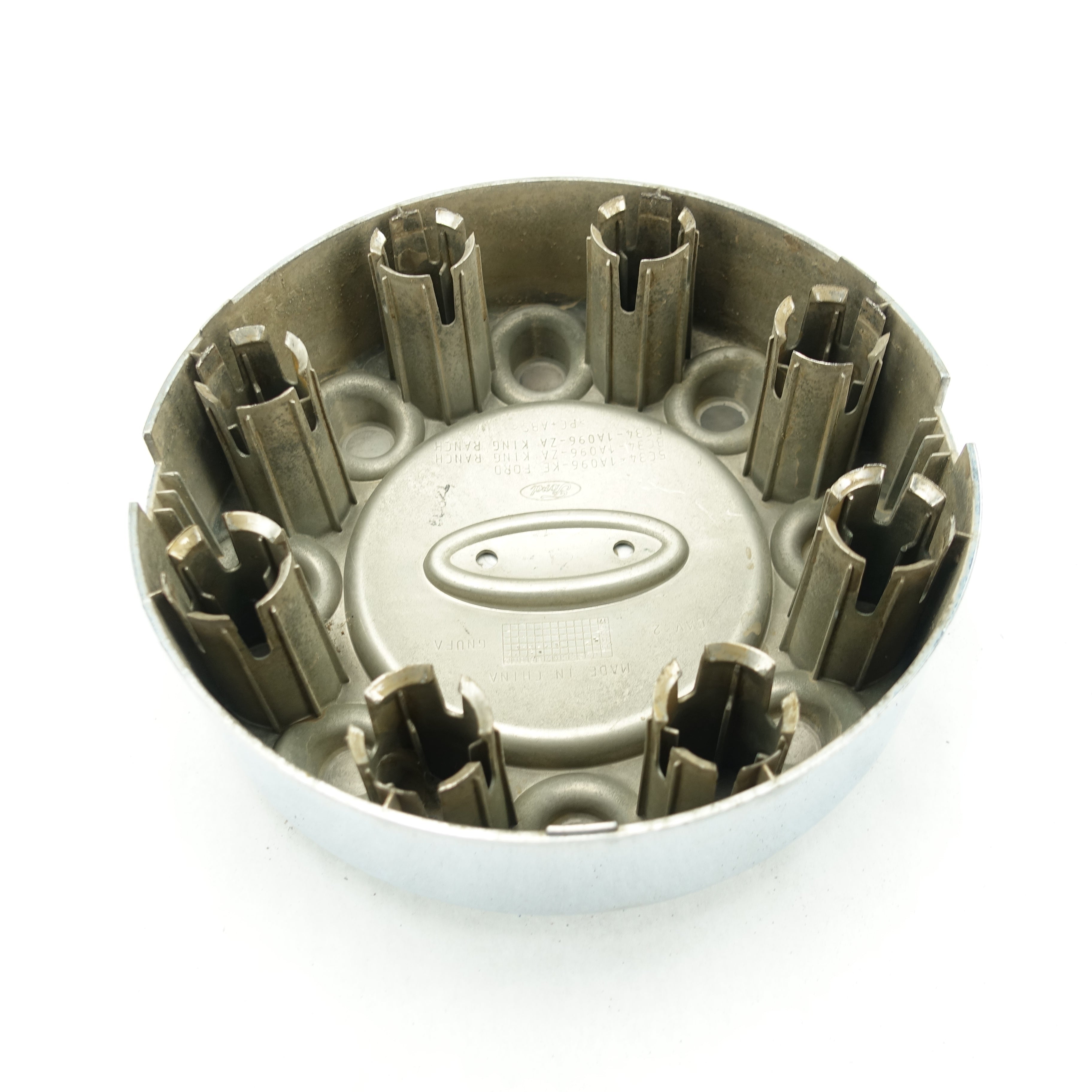 2011 2012 2013 2014 2015 2016 Ford F250 F350 Front Wheel Center Hub Cap Cover