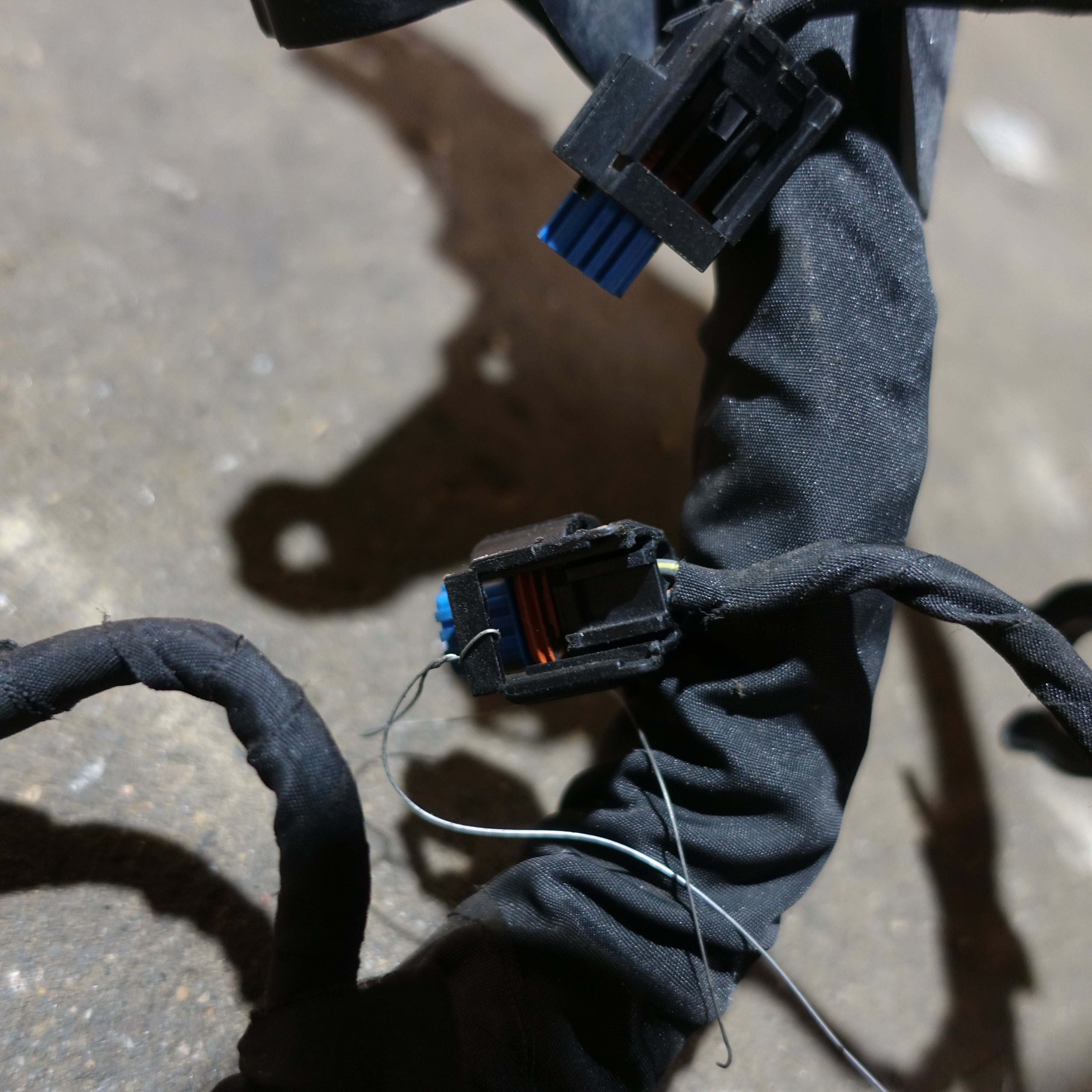 Damage 2011 2012 Ford F250 F350 F450 F550 6.7L Diesel Engine Wire Harness Loom