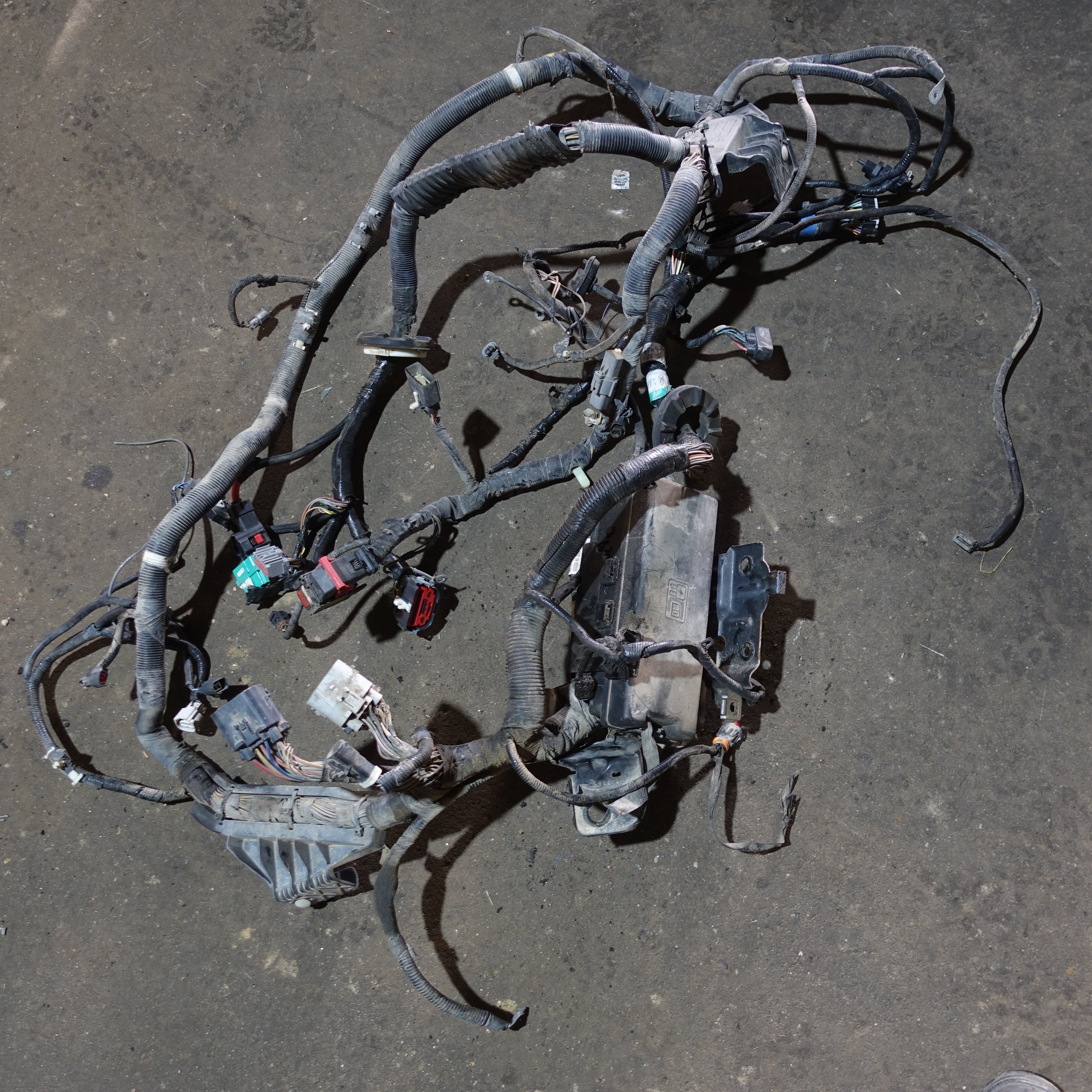 2008 Ford F250 F350 6.4L Engine Fuse Box Bay Wire Harness Loom