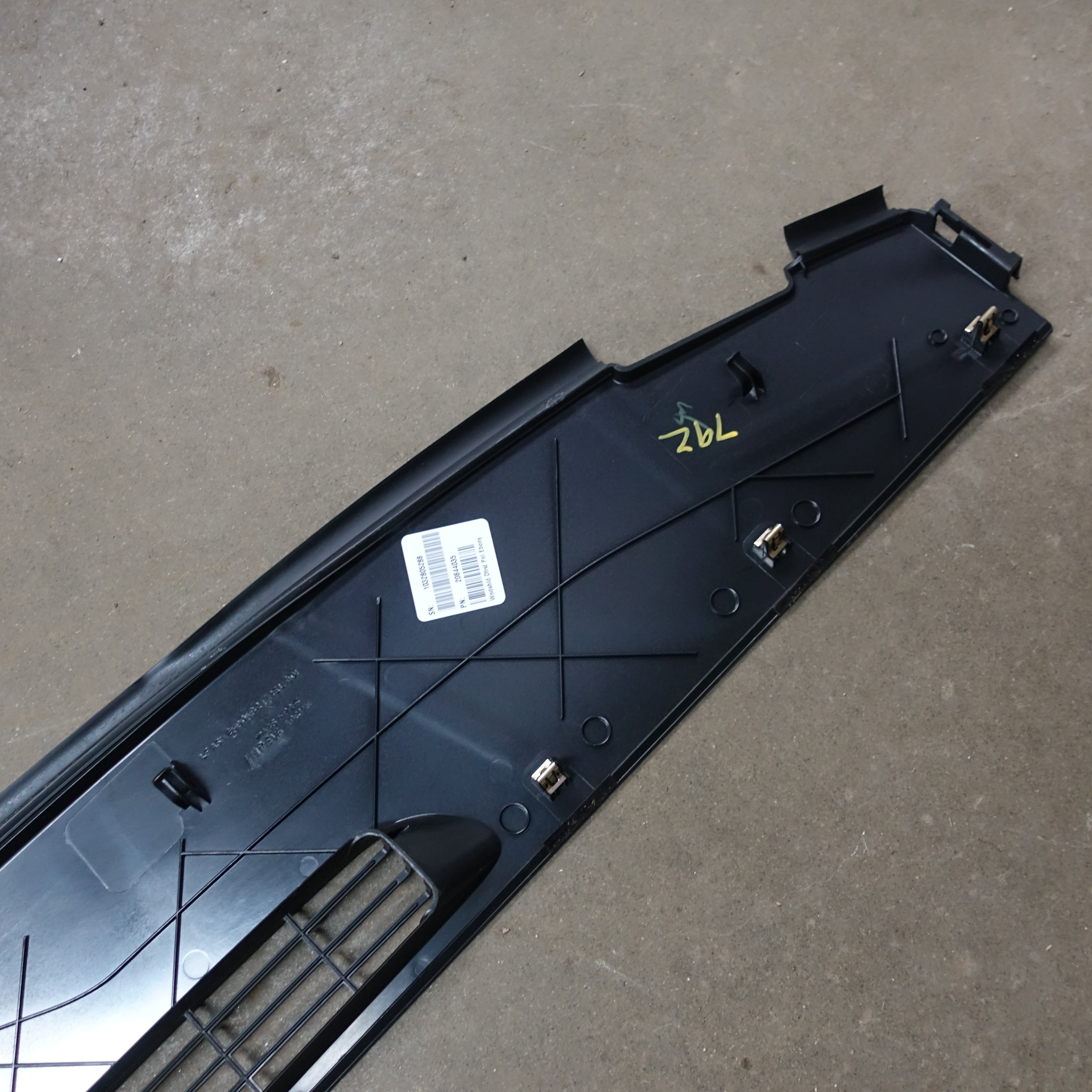 2008 2009 2010 2011 2012 Silverado Sierra Dash Defrost Vent Trim Panel Black OEM