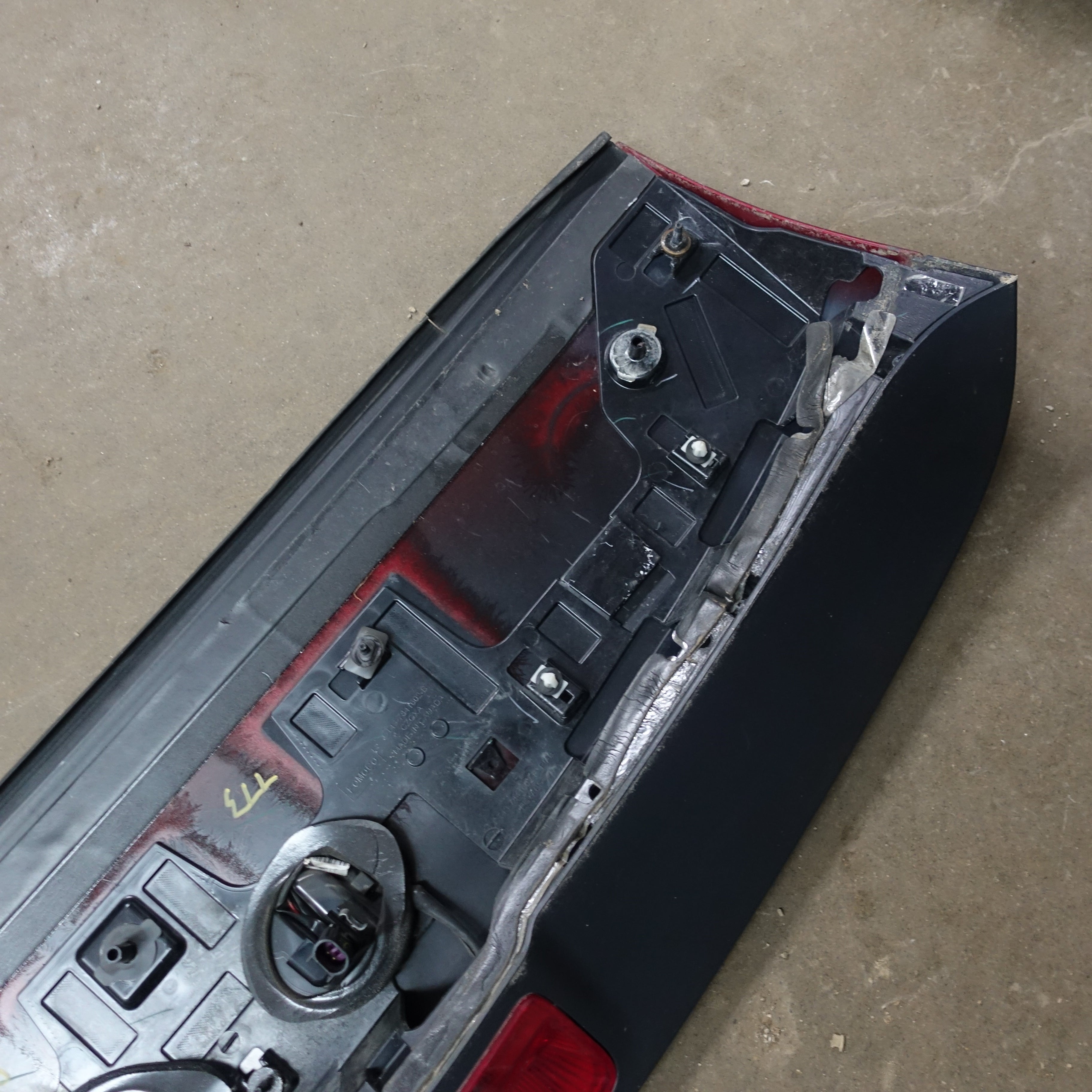 2011 2012 2013 2014 Ford Edge 3rd Third Brake Light Lamp Wing Spoiler Red