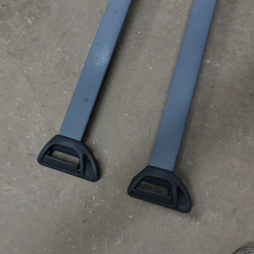 2000 2001 2002 2003 2004 2005 2006 2007 Chevy Suburban Tahoe Roof Rack Cross Bar