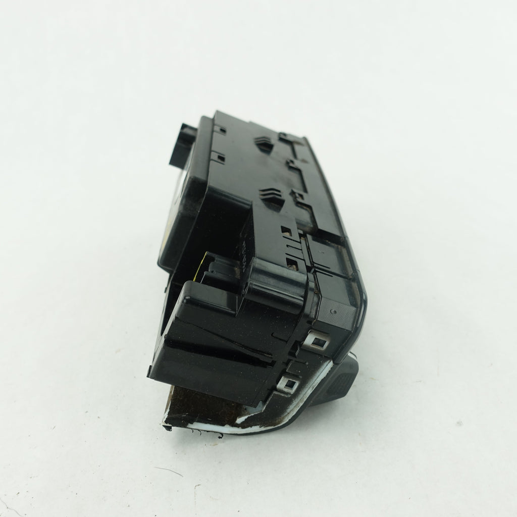 Damage 20 2021 2022 Ram 2500 3500 Trailer Brake Tow/Haul Traction Control Switch