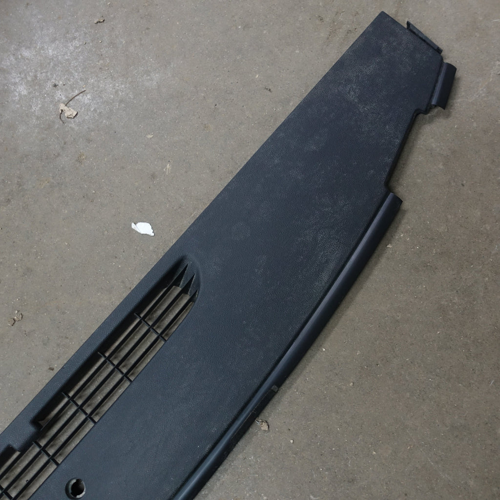 2008 2009 2010 2011 2012 Silverado Sierra Dash Defrost Vent Trim Panel Black OEM