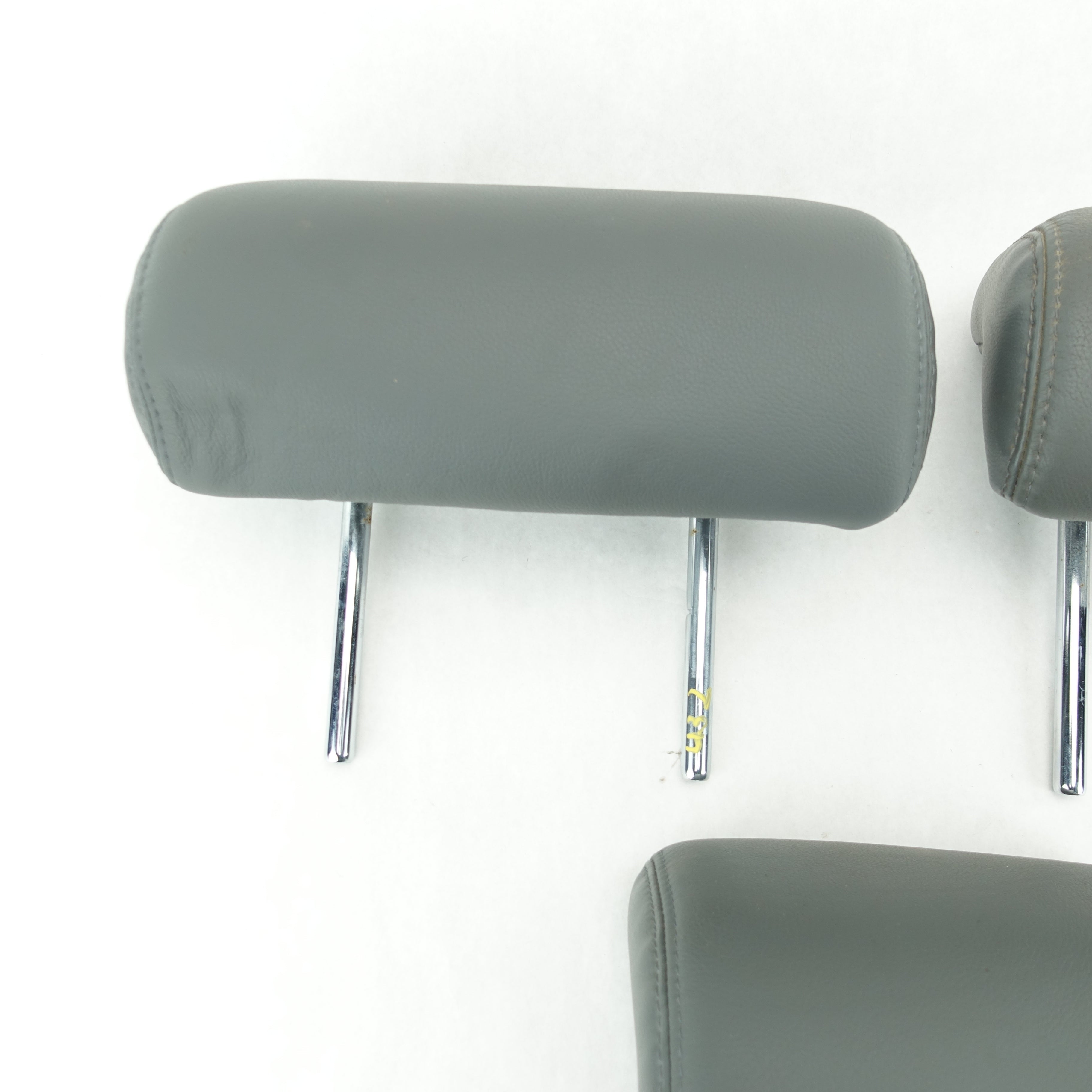 2004 2005 2006 2007 2008 Toyota Prius Rear Headrest Head Rest Set Gray Leather