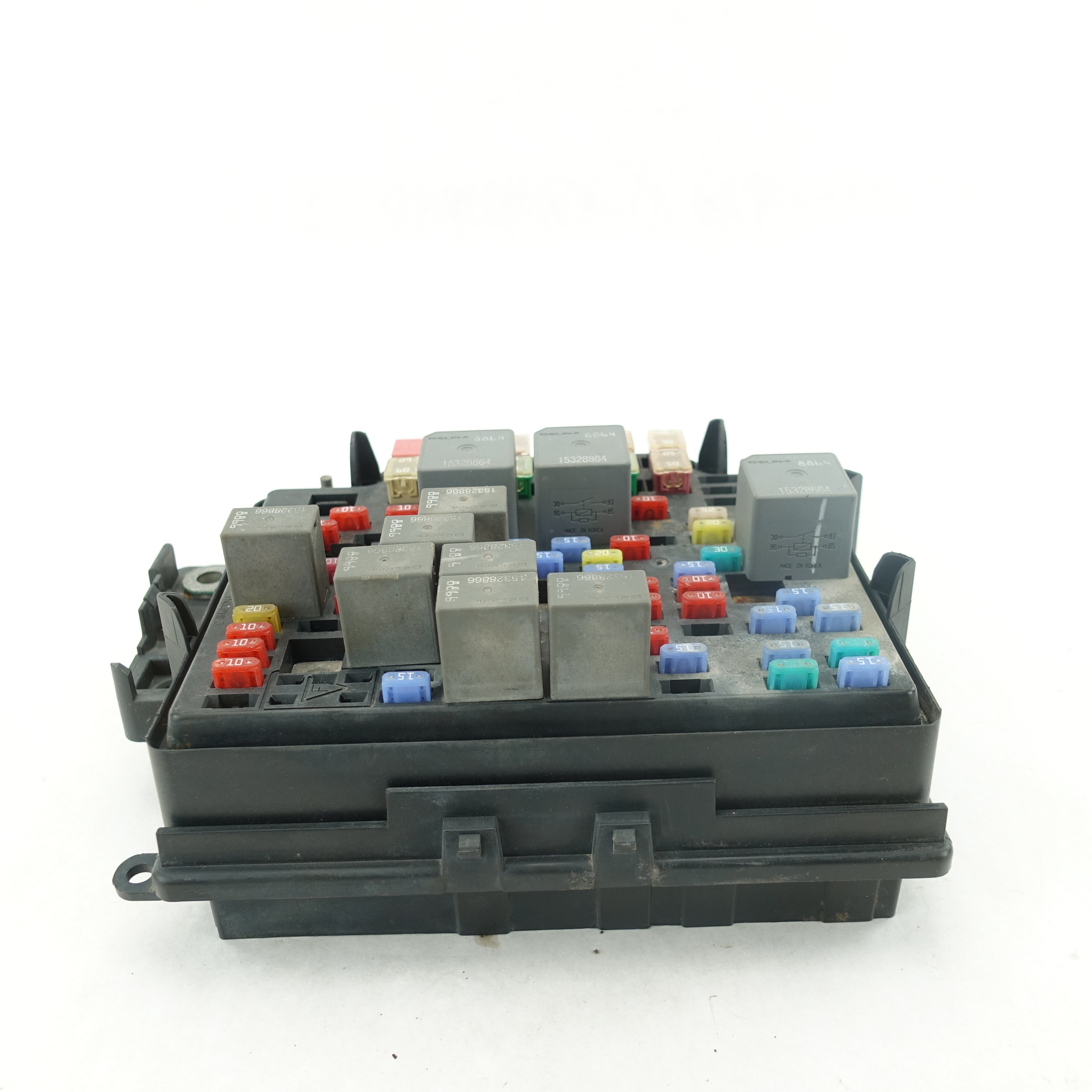 2003 2004 2005 2006 Yukon Suburban Engine Fuse Junction Box