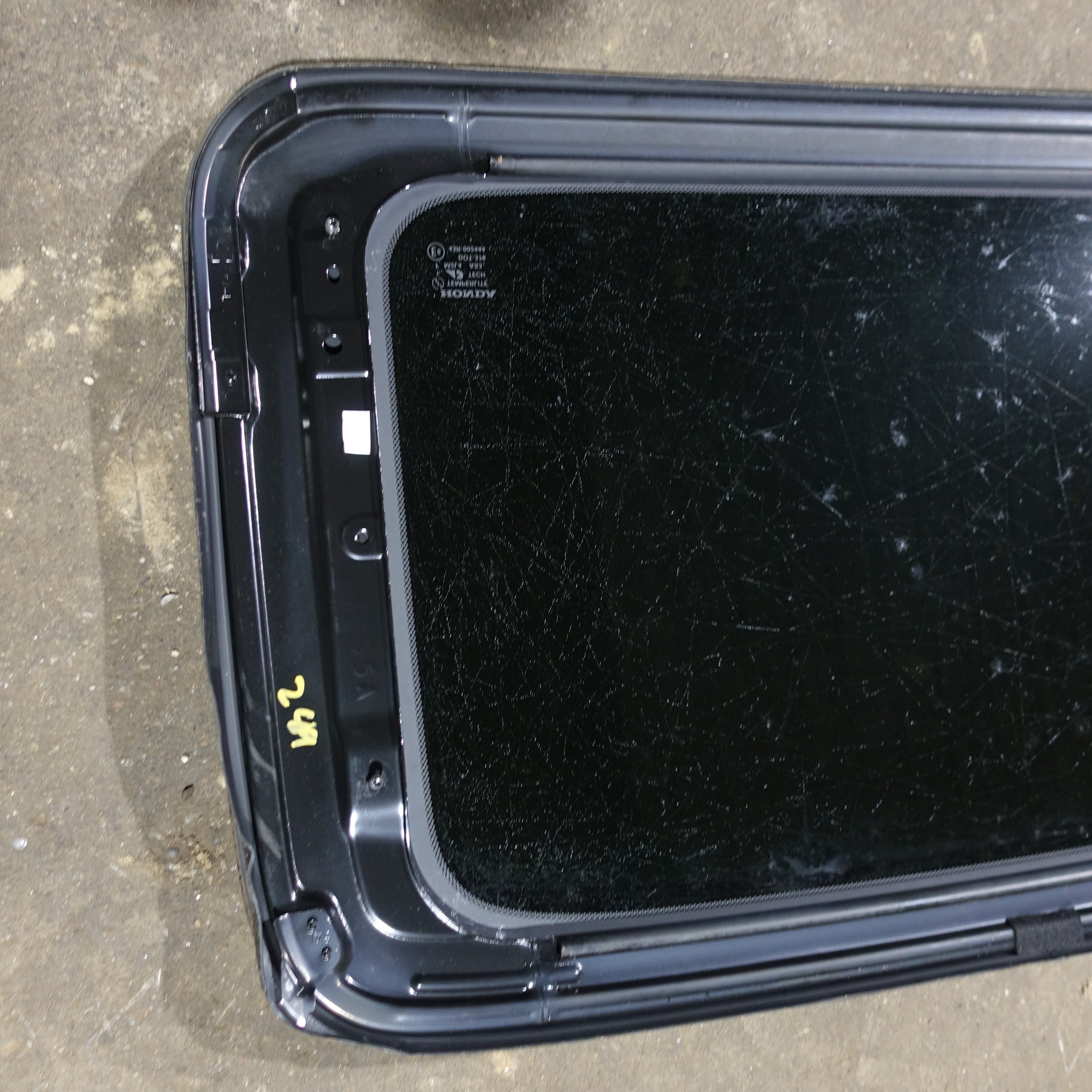 2002 2003 2004 2005 Honda Civic Sedan 4 Door Sunroof Sun Moon Roof Glass