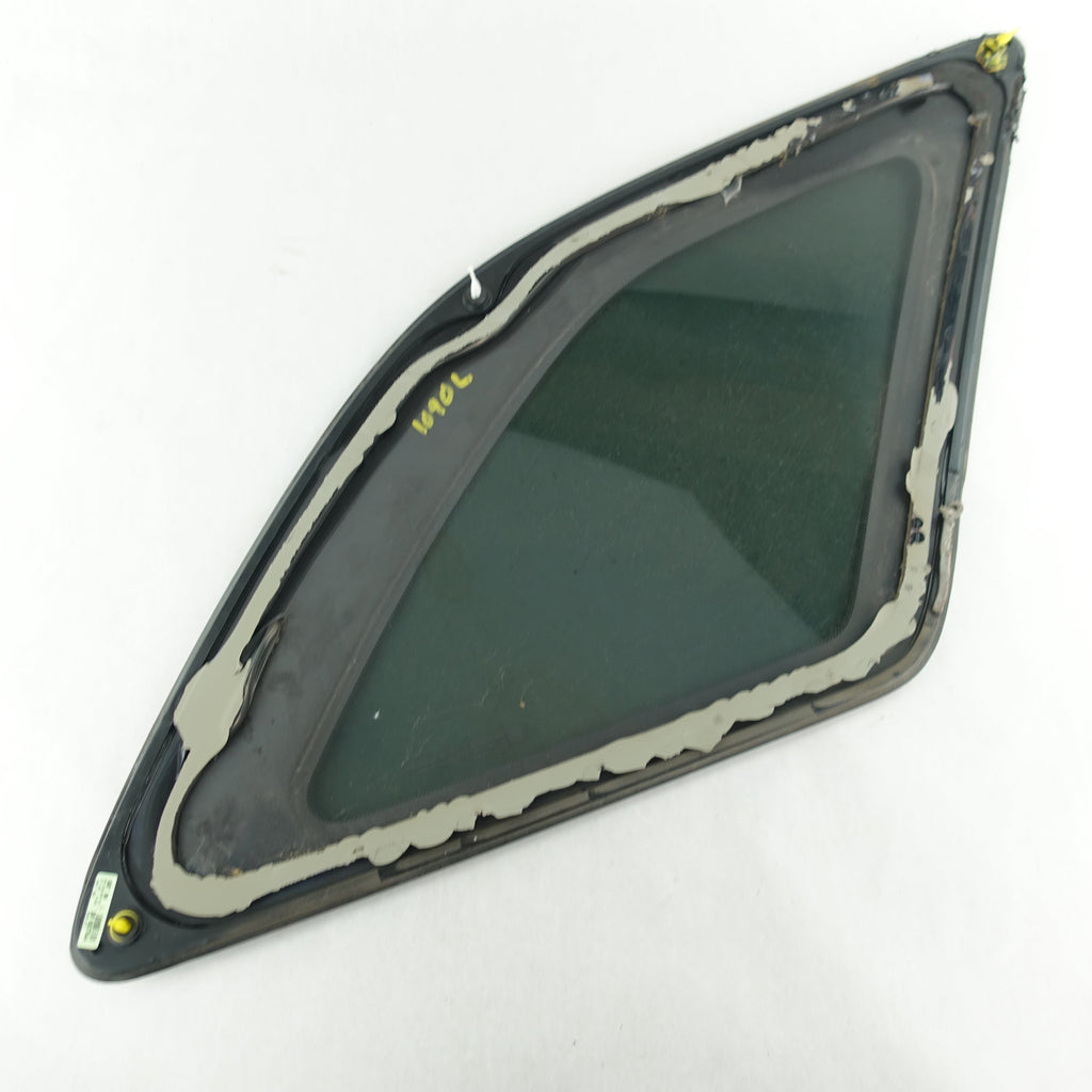 2006 2007 Equinox Torrent Driver Left Rear Quarter Glass Window