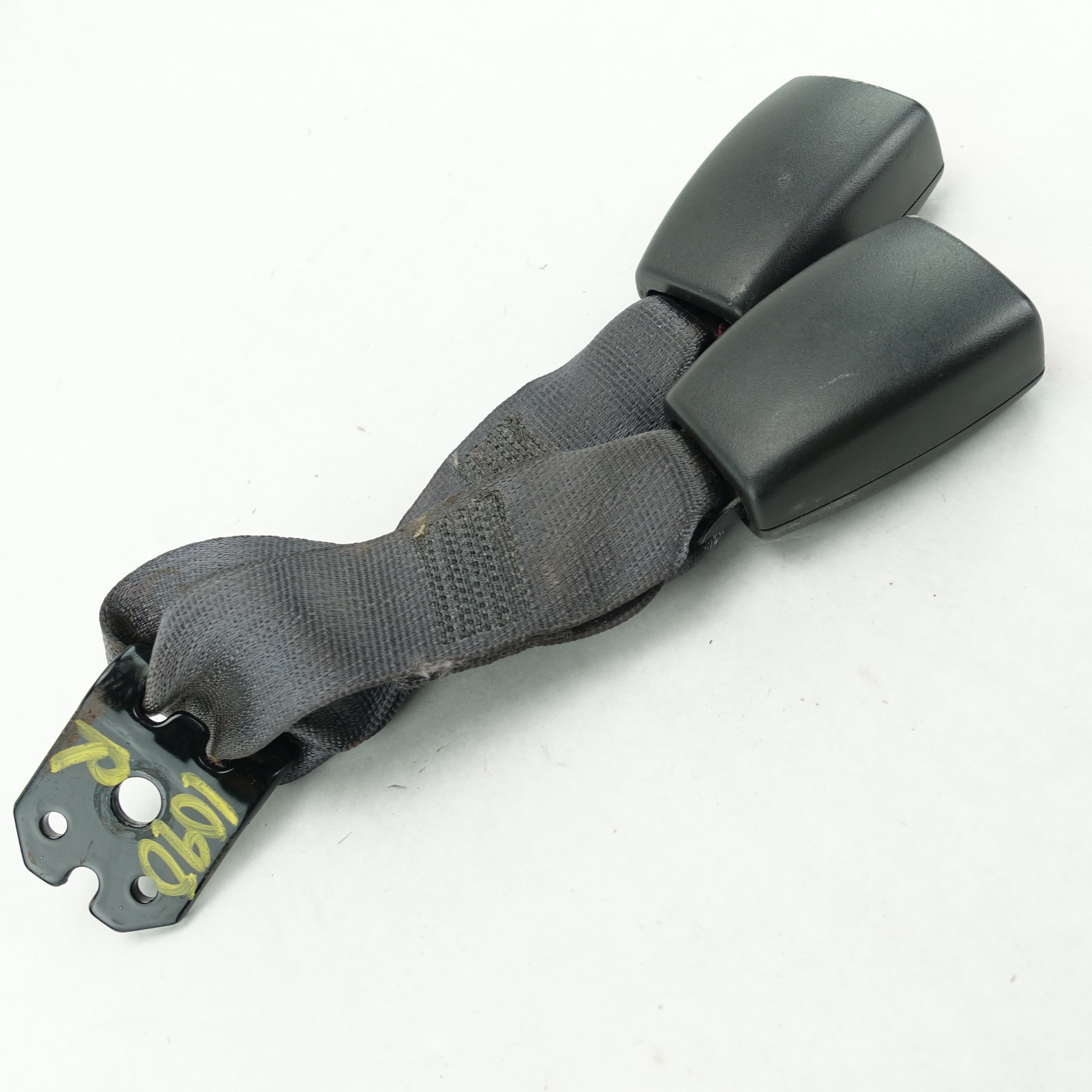 2006 2007 2008 2009 Pontiac Torrent Right Rear Seat Belt Buckle