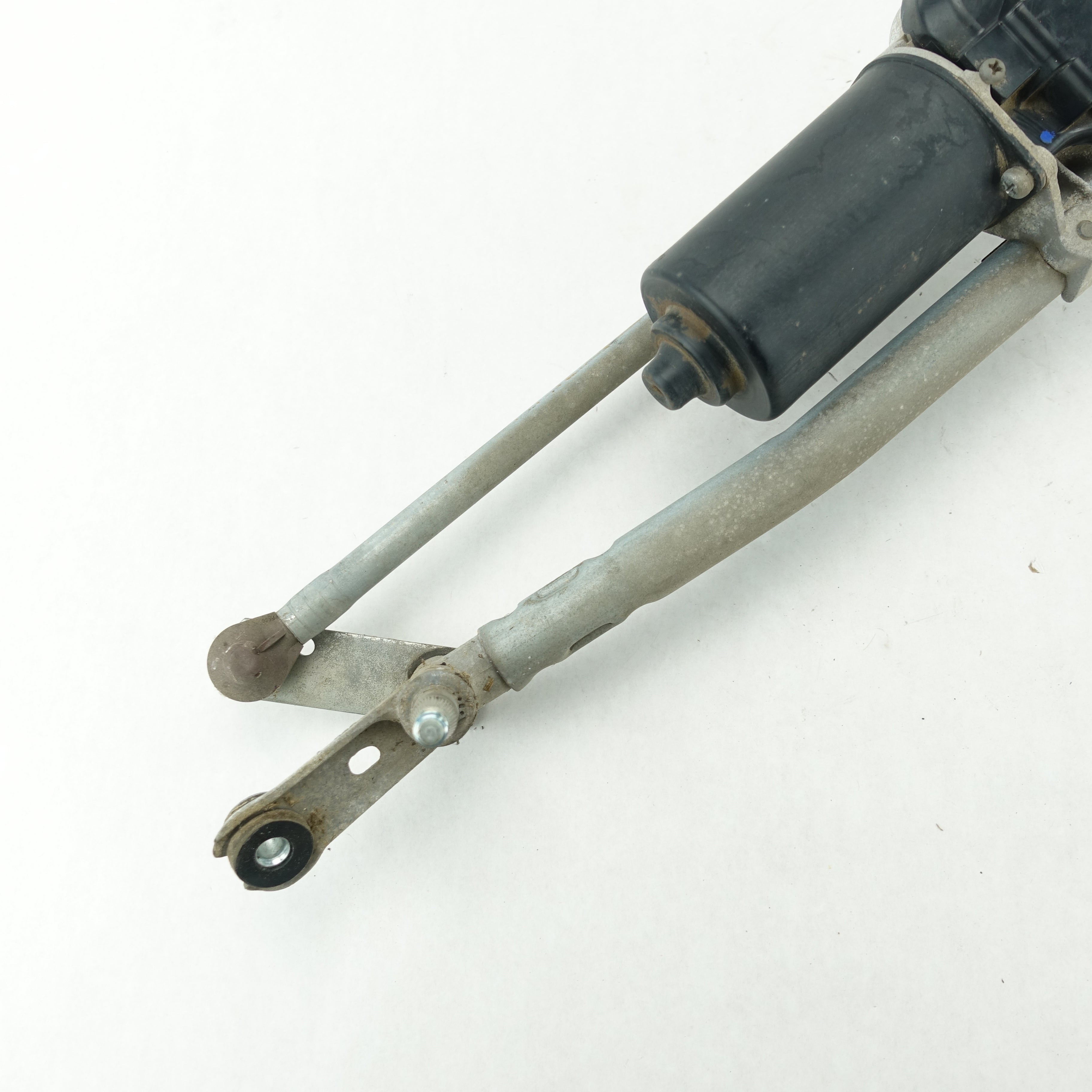 2006 Pontiac Torrent Windshield Wiper Motor Transmission