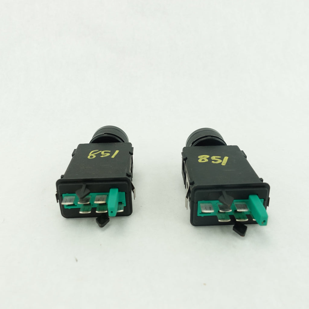 2000 2001 2002 2003 2004 2005 2006 Audi TT Heated Seat Switch Control Button