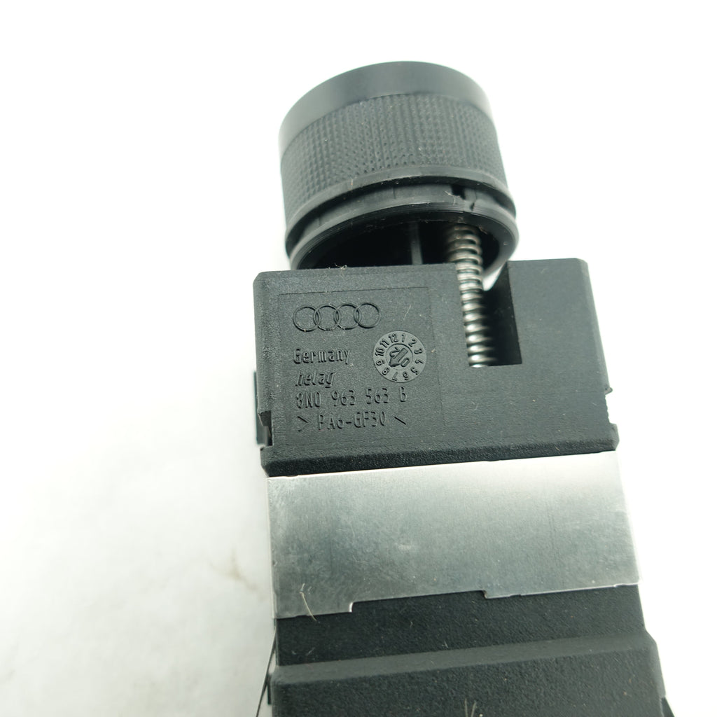 2000 2001 2002 2003 2004 2005 2006 Audi TT Heated Seat Switch Control Button