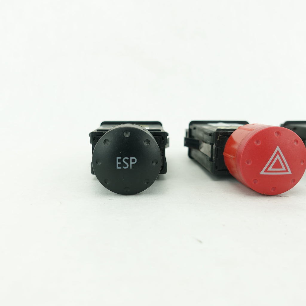 2000 2001 2002 2003 2004 2005 Audi TT ESP Hazards 4 Way Defrost Control Button
