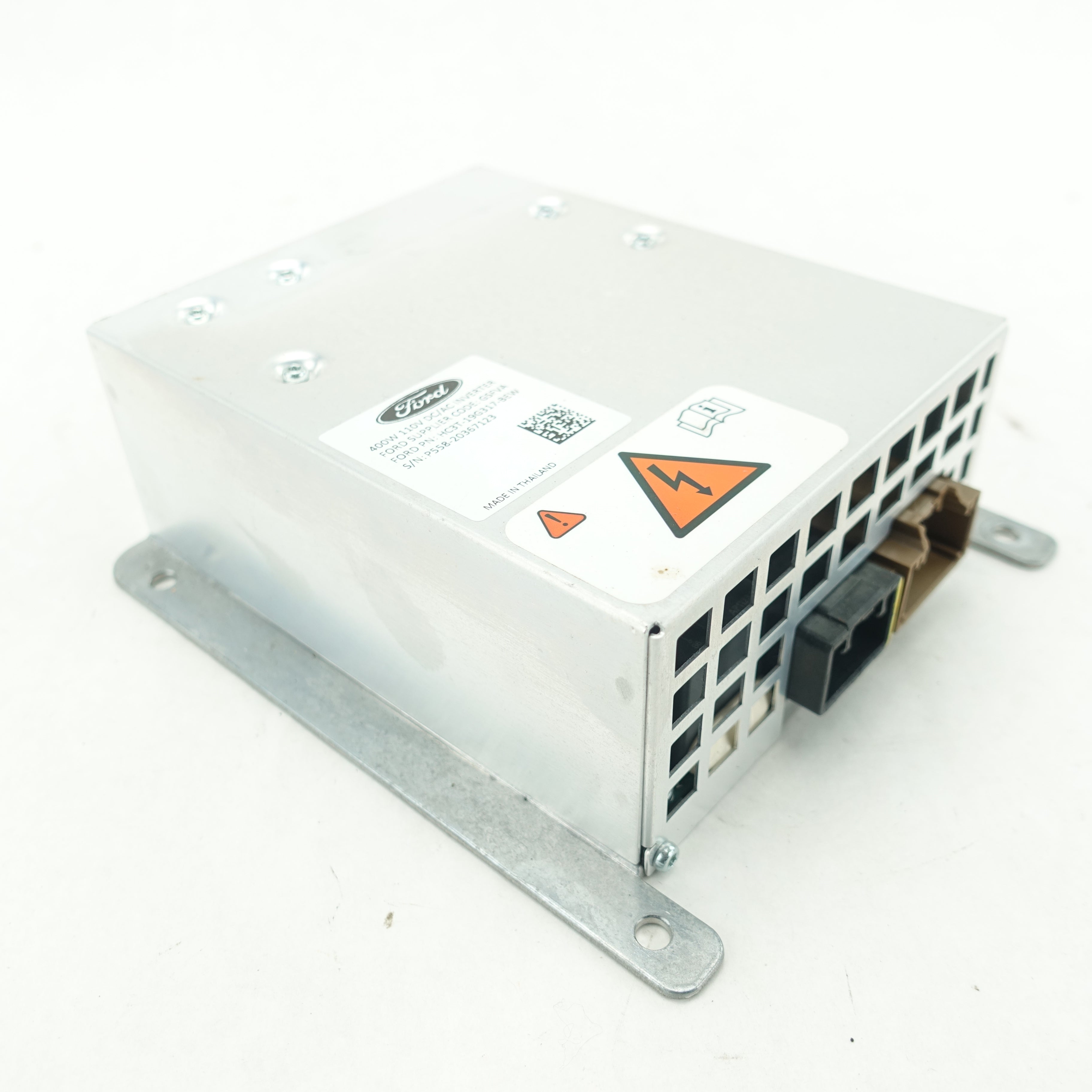 2017 2018 2019 2020 2021 2022 Ford F250 F350 Power Inverter