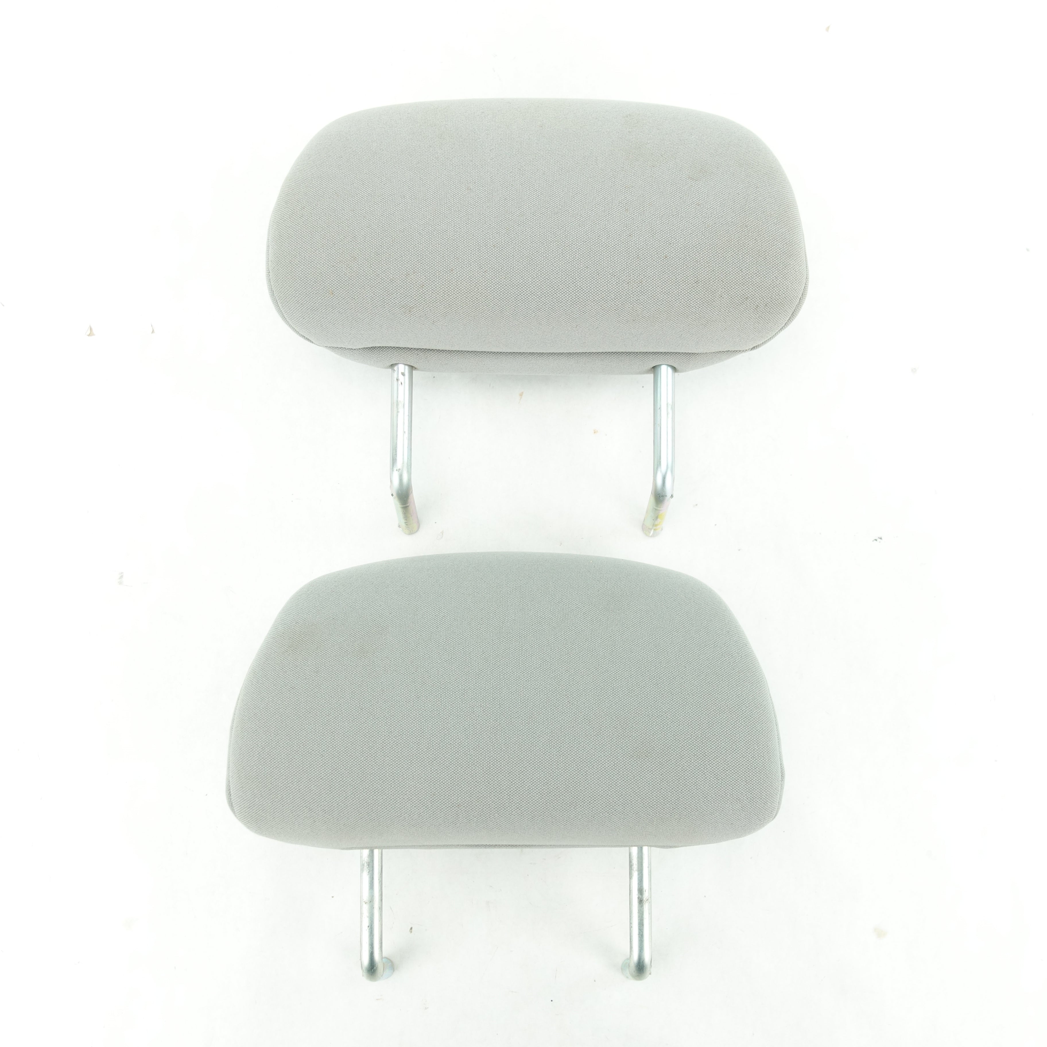 2005 2006 2007 Chevy Cobalt Coupe 2 Door Rear Headrest Head Rest Gray Cloth Set