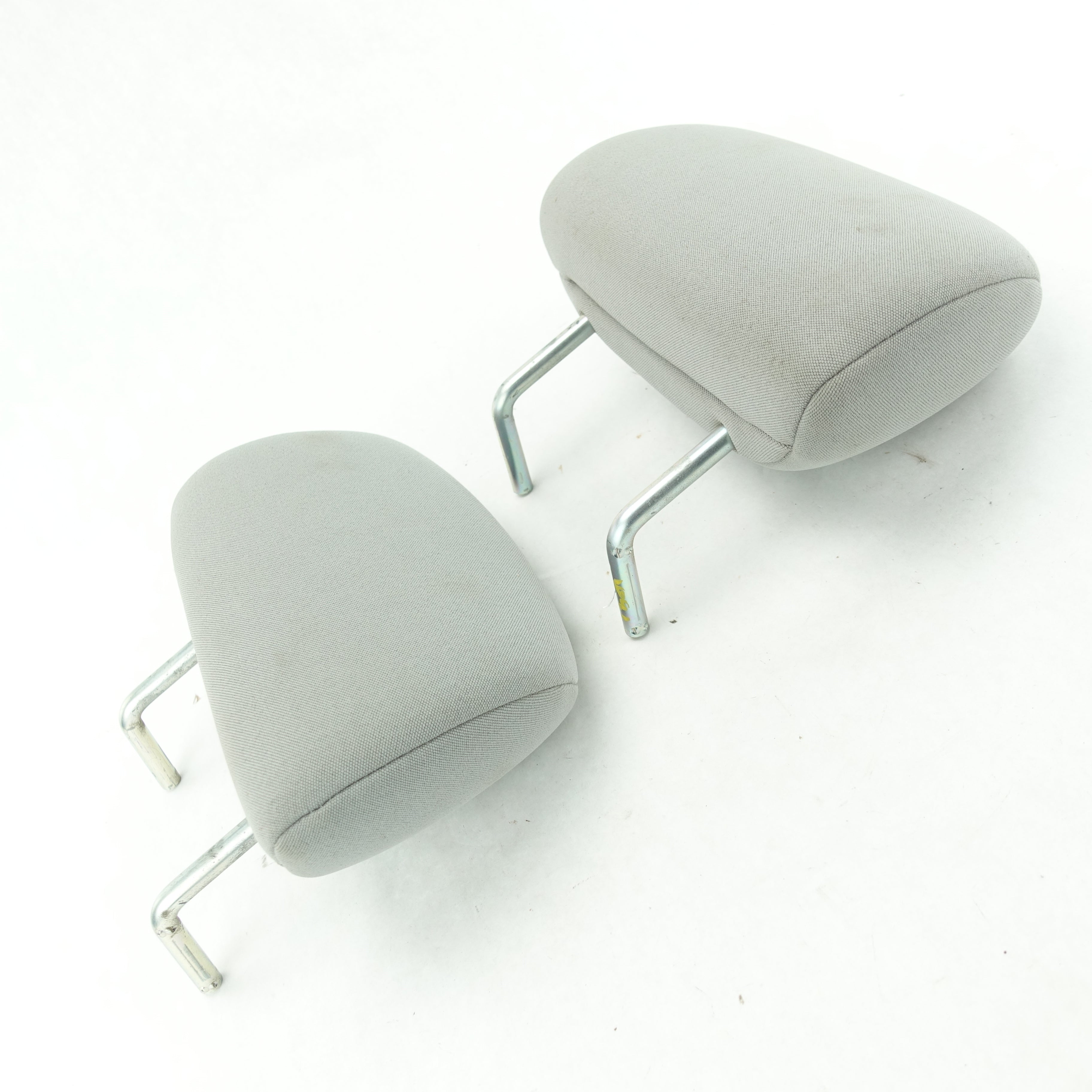 2005 2006 2007 Chevy Cobalt Coupe 2 Door Rear Headrest Head Rest Gray Cloth Set