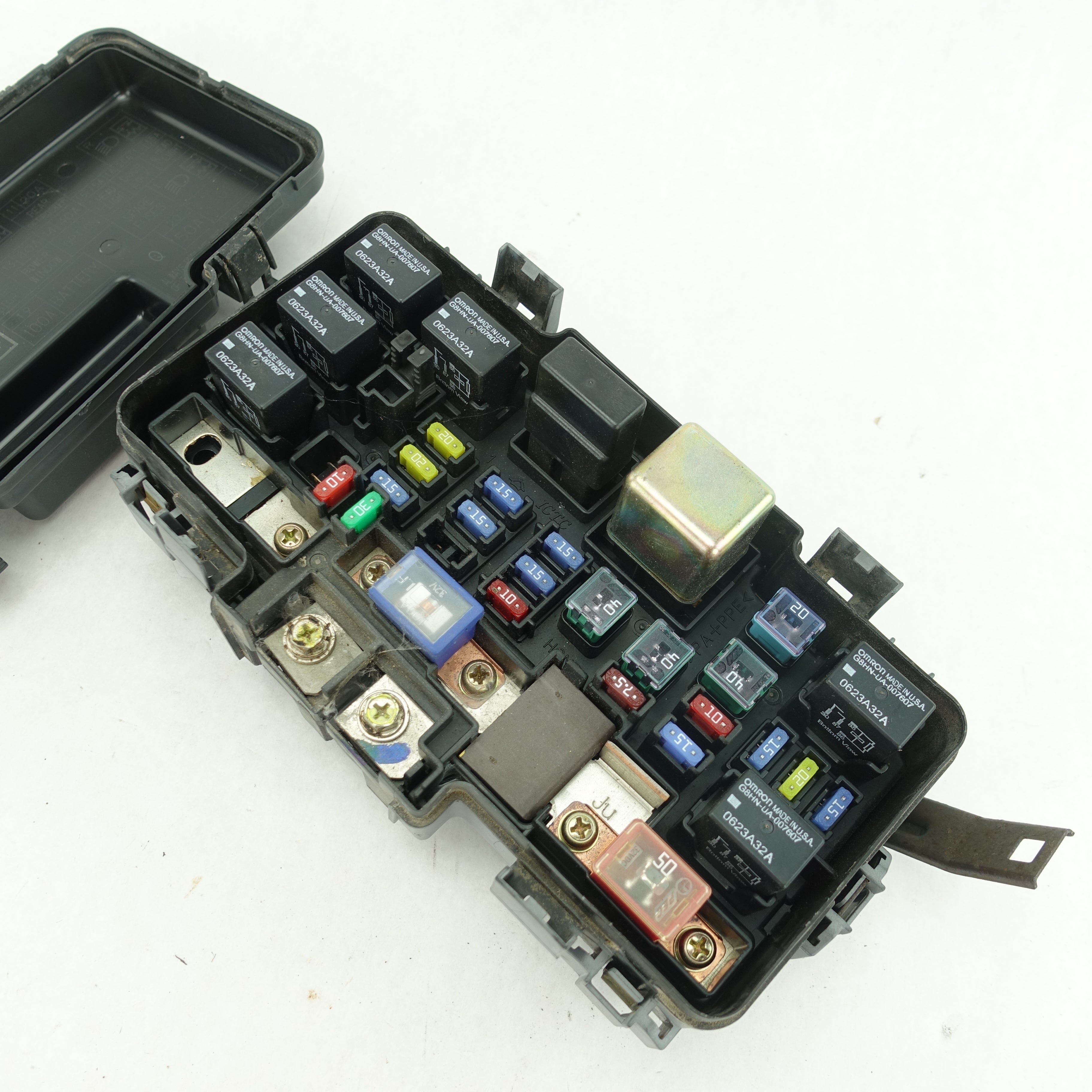 2002 2003 2004 Honda CRV CR-V LX Engine Fuse Junction Box