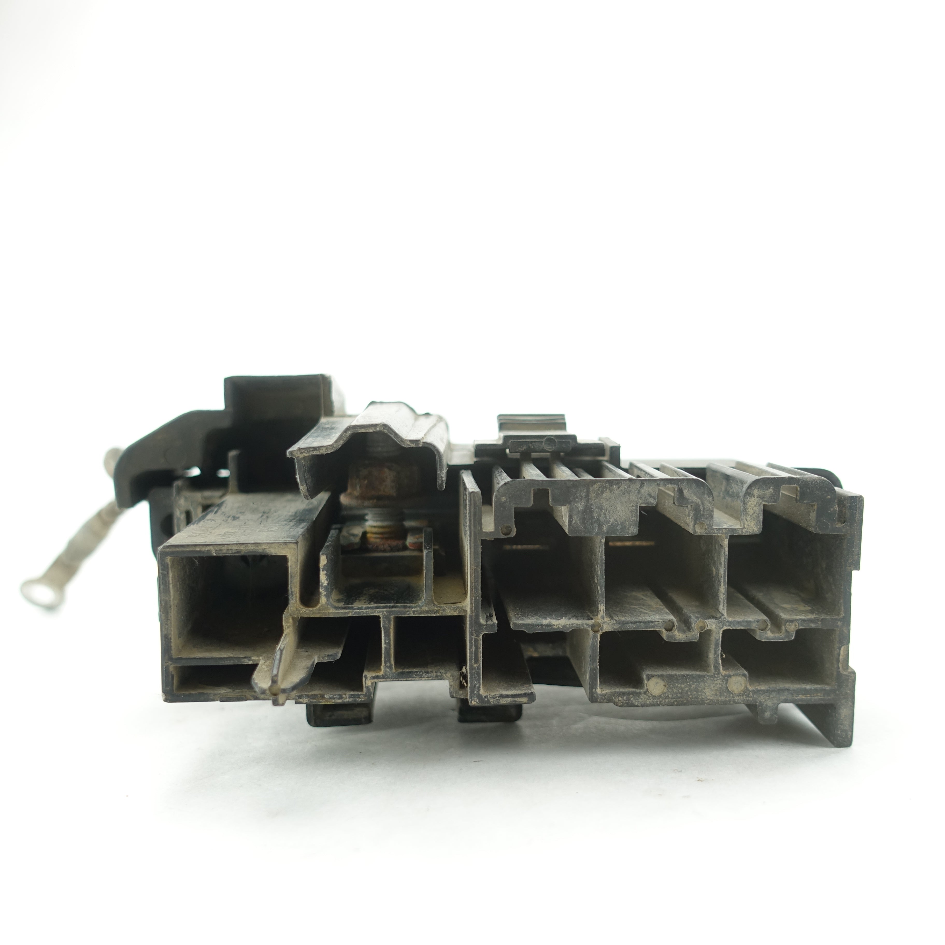 2011 2012 2013 2014 2015 2016 FORD F250 F350 6.7L Battery Circuit Breaker Fuse