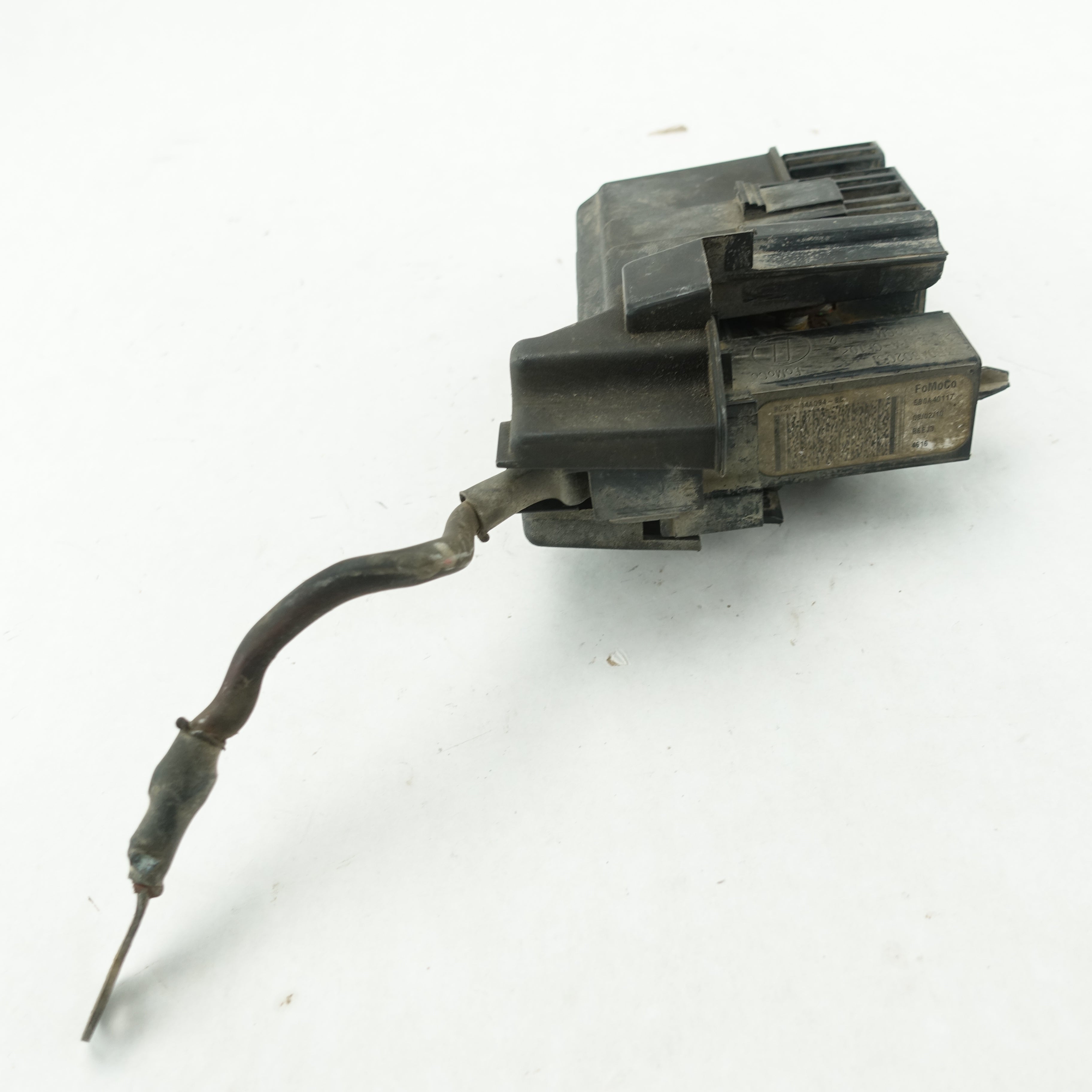 2011 2012 2013 2014 2015 2016 FORD F250 F350 6.7L Battery Circuit Breaker Fuse