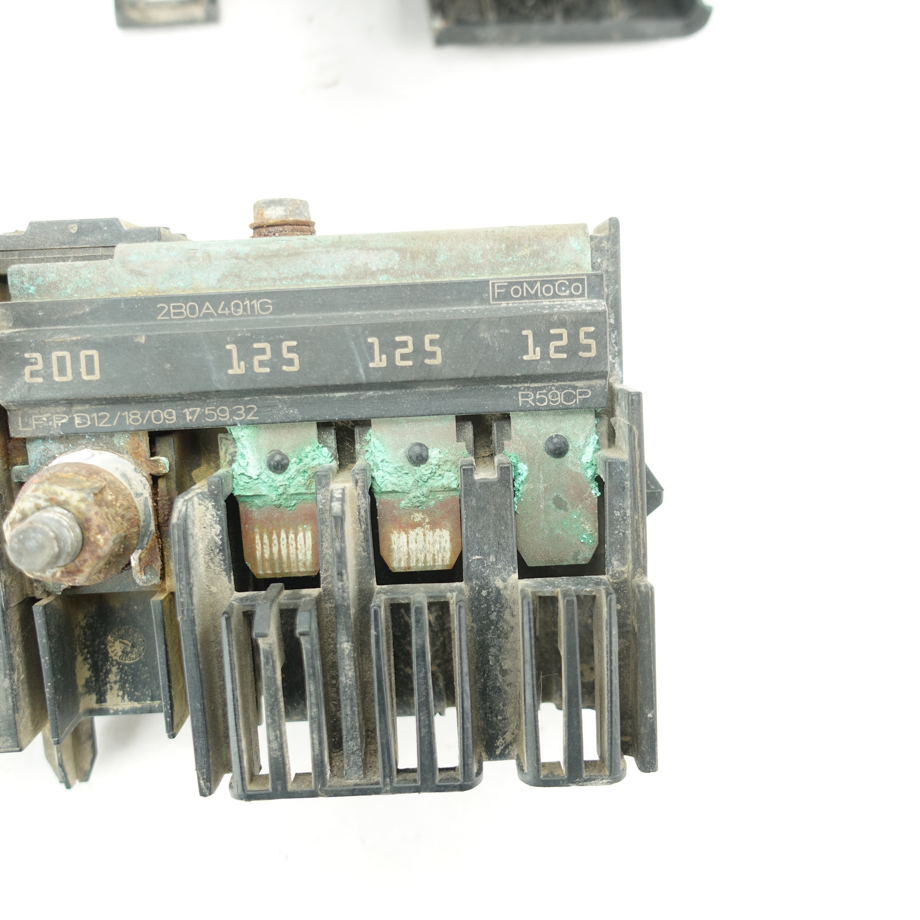 2011 2012 2013 2014 2015 2016 FORD F250 F350 6.7L Battery Circuit Breaker Fuse
