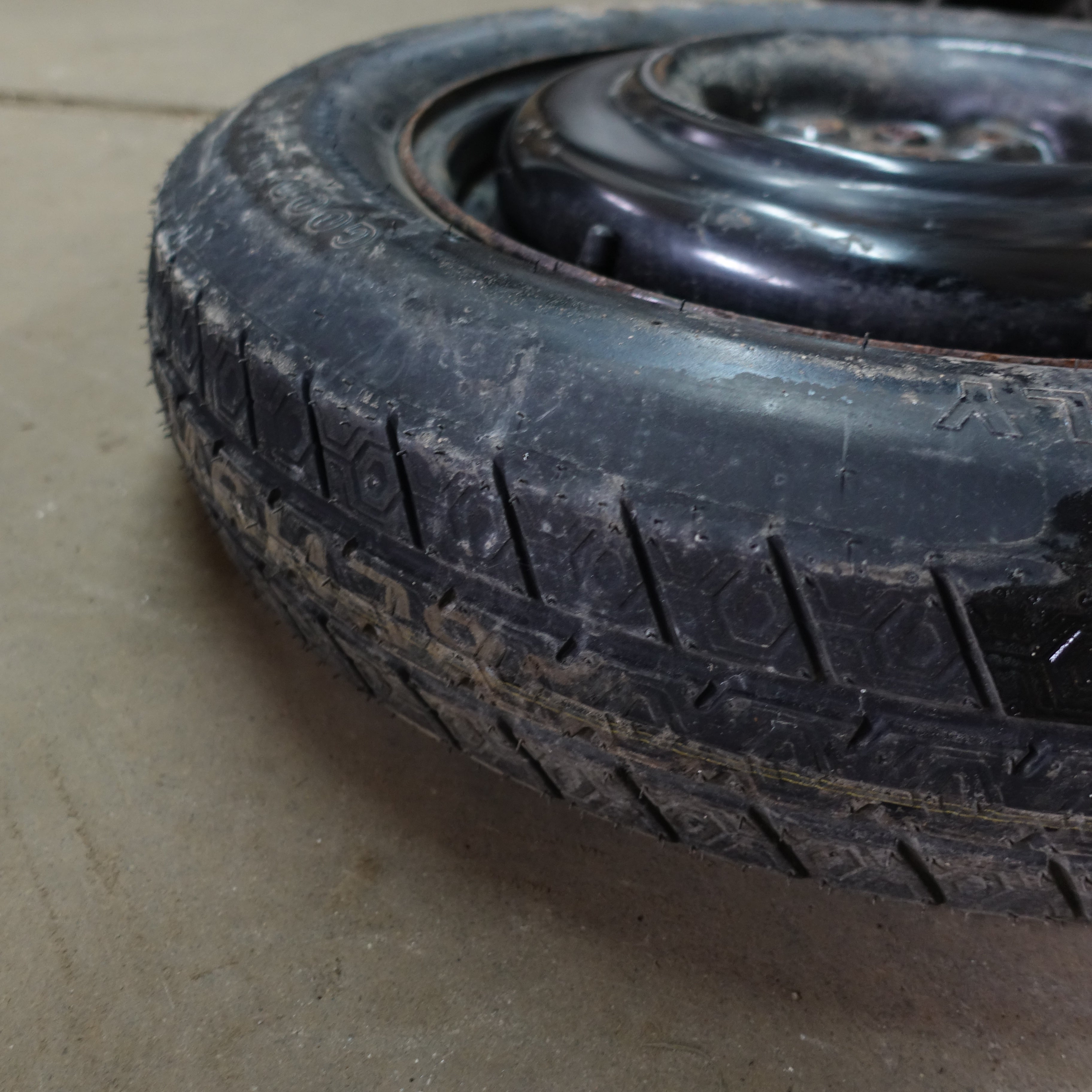 2011 2012 2013 2014 Caravan Town & Country Spare Emergency Tire Wheel Rim Ring