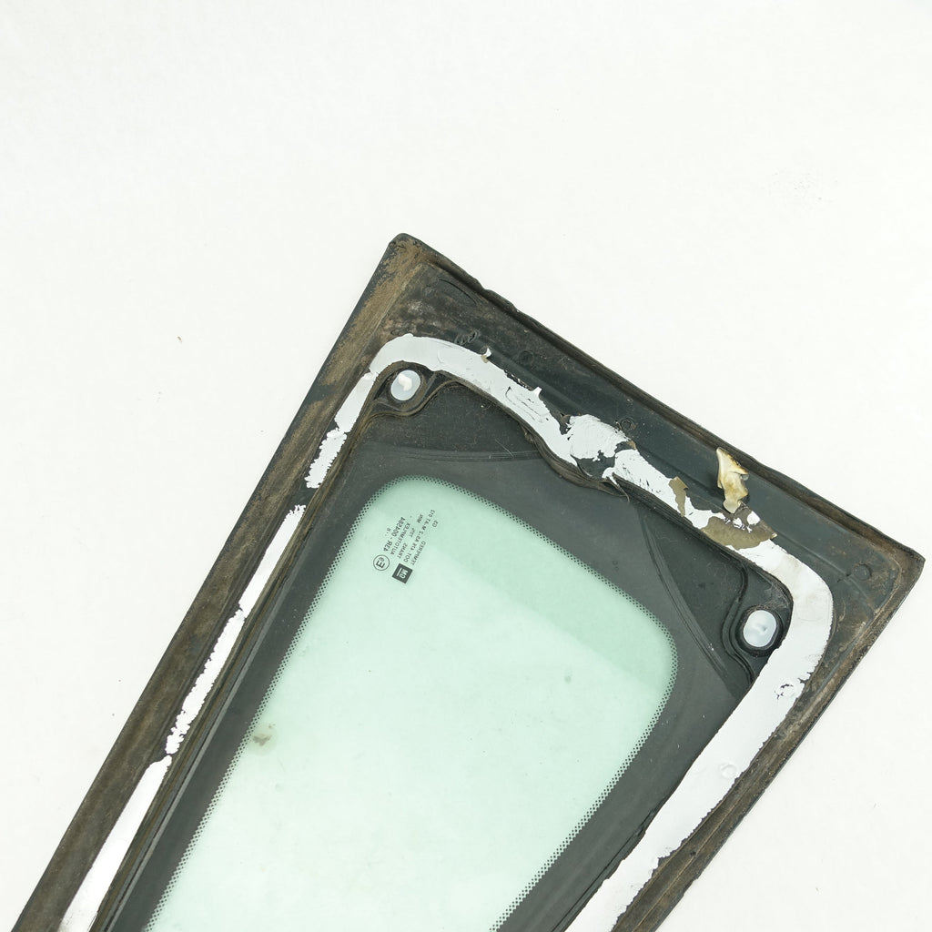 2005 2006 2007 2008 2009 2010 Chevy Cobalt Passenger Right Quarter Glass Window