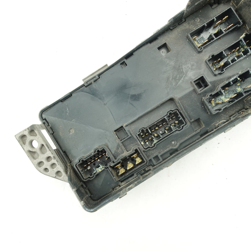 2005 2006 2007 Honda Accord Sedan 4 Door 2.4L VP Engine Fuse Box