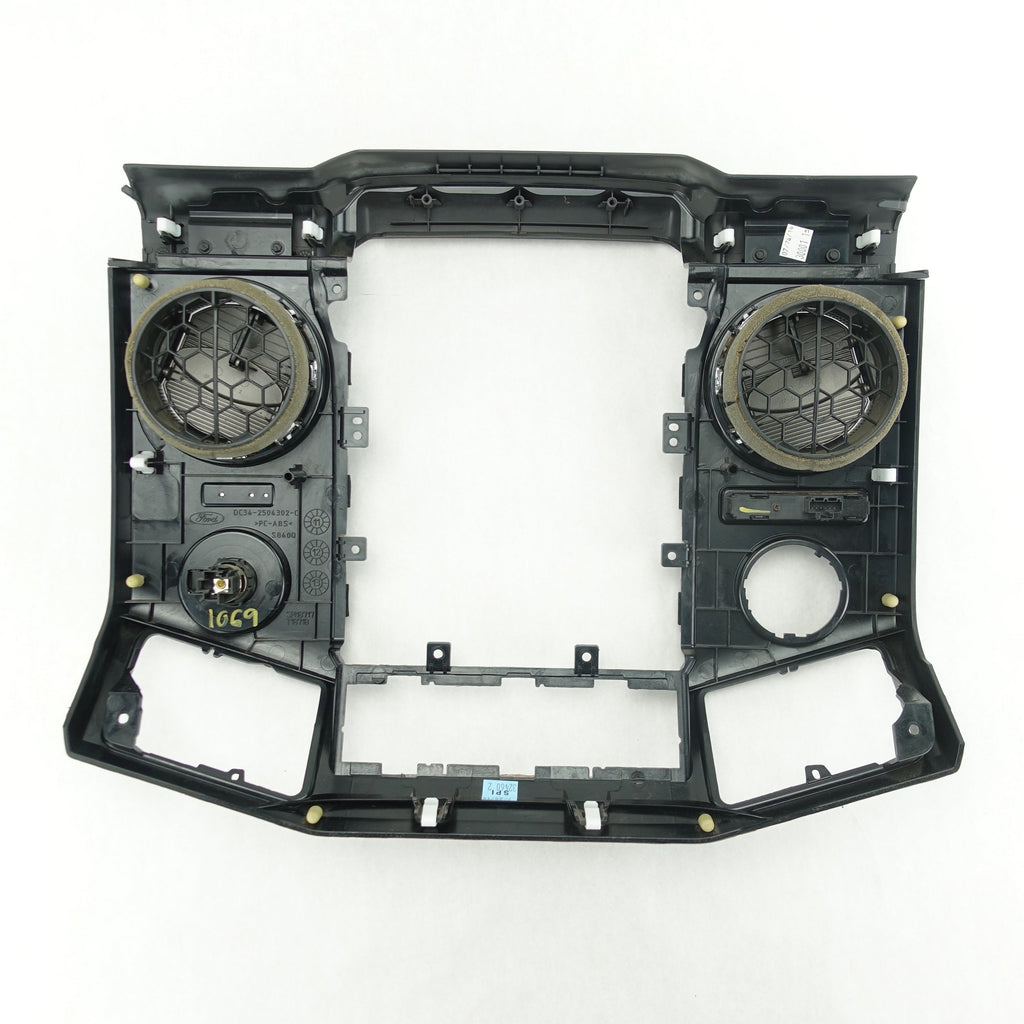 2013 2014 2015 2016 Ford F250 F350 Radio Bezel Trim Center Dash Vent