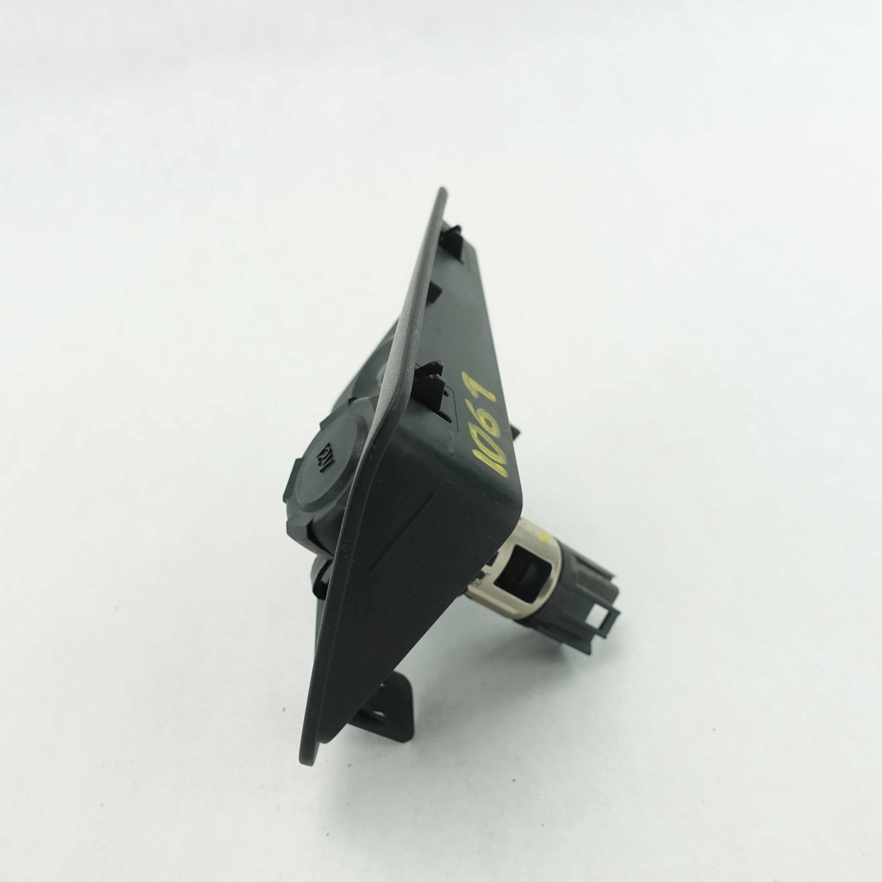 2011 2012 2013 2014 2015 2016 Ford F250 F350 12v Power Port Cigarette Lighter