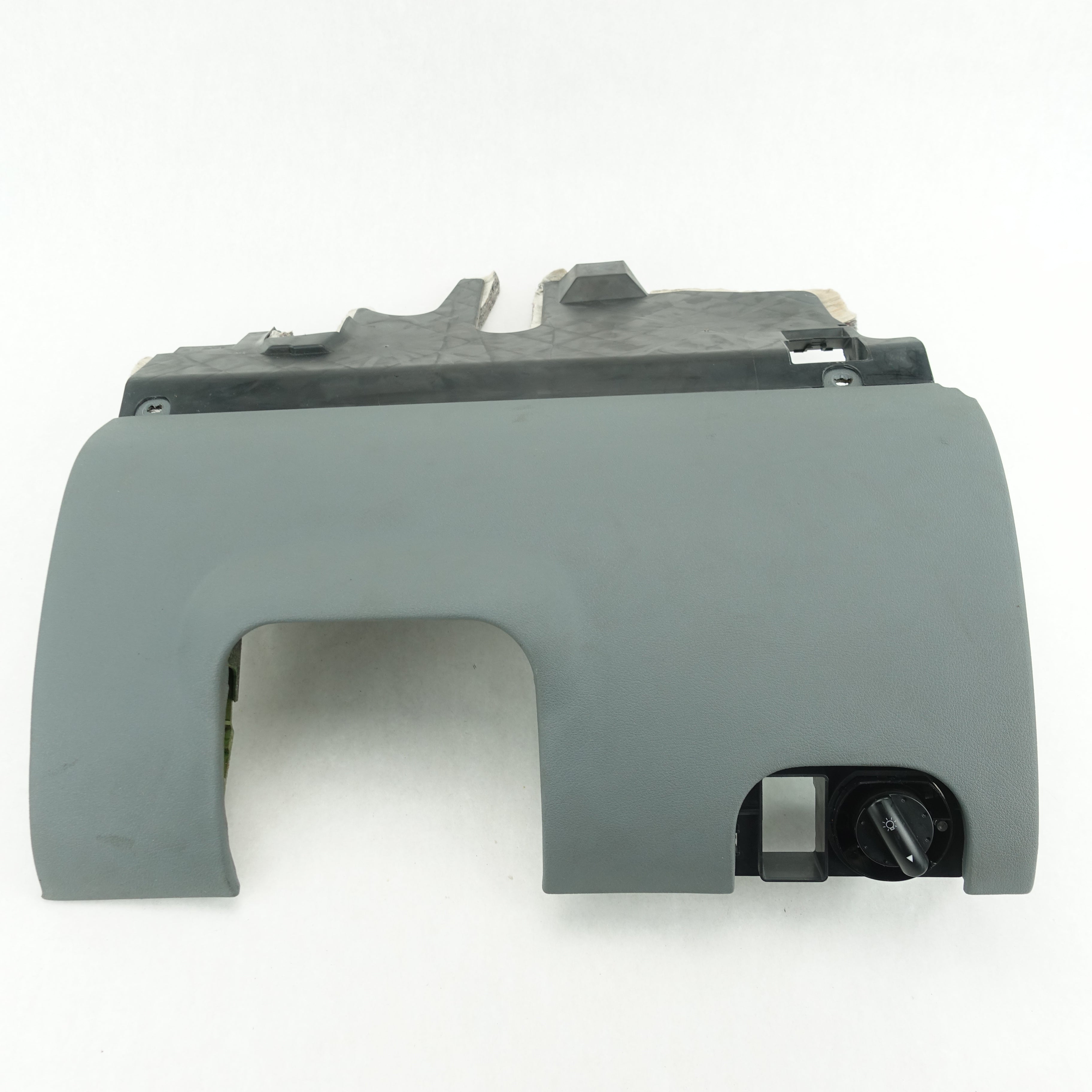 2000 2001 2002 2003 2004 2005 2006 Audi TT Lower Dash Knee Bolster