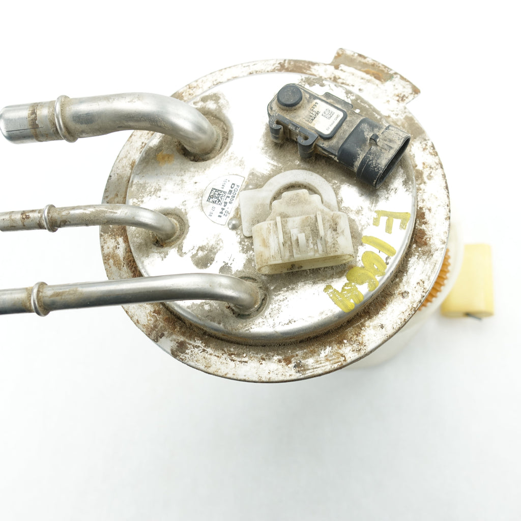 2004 2005 2006 2007 Cadillac Escalade ESV Fuel Gas Pump