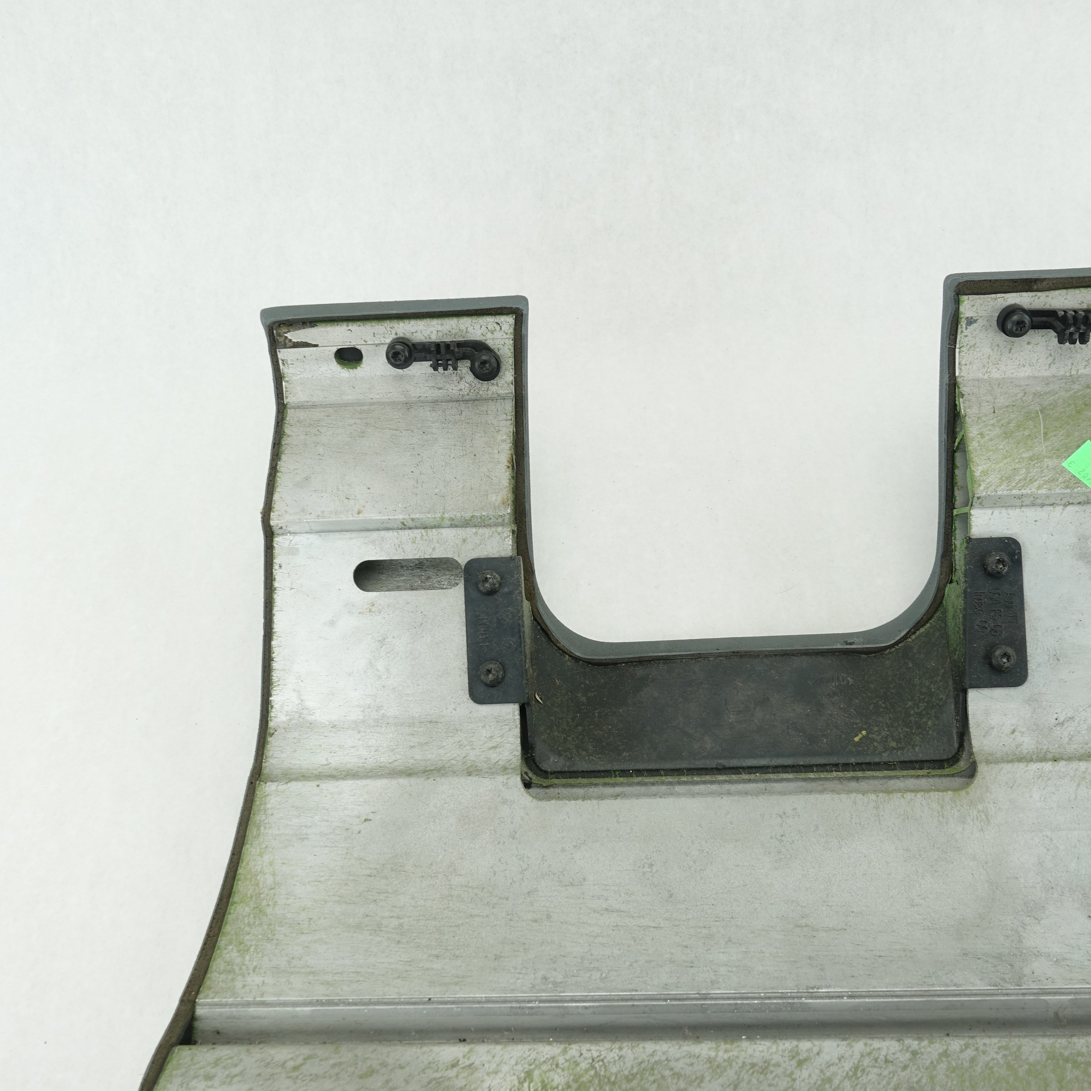 2000 2001 2002 2003 2004 2005 2006 Audi TT Lower Dash Knee Bolster