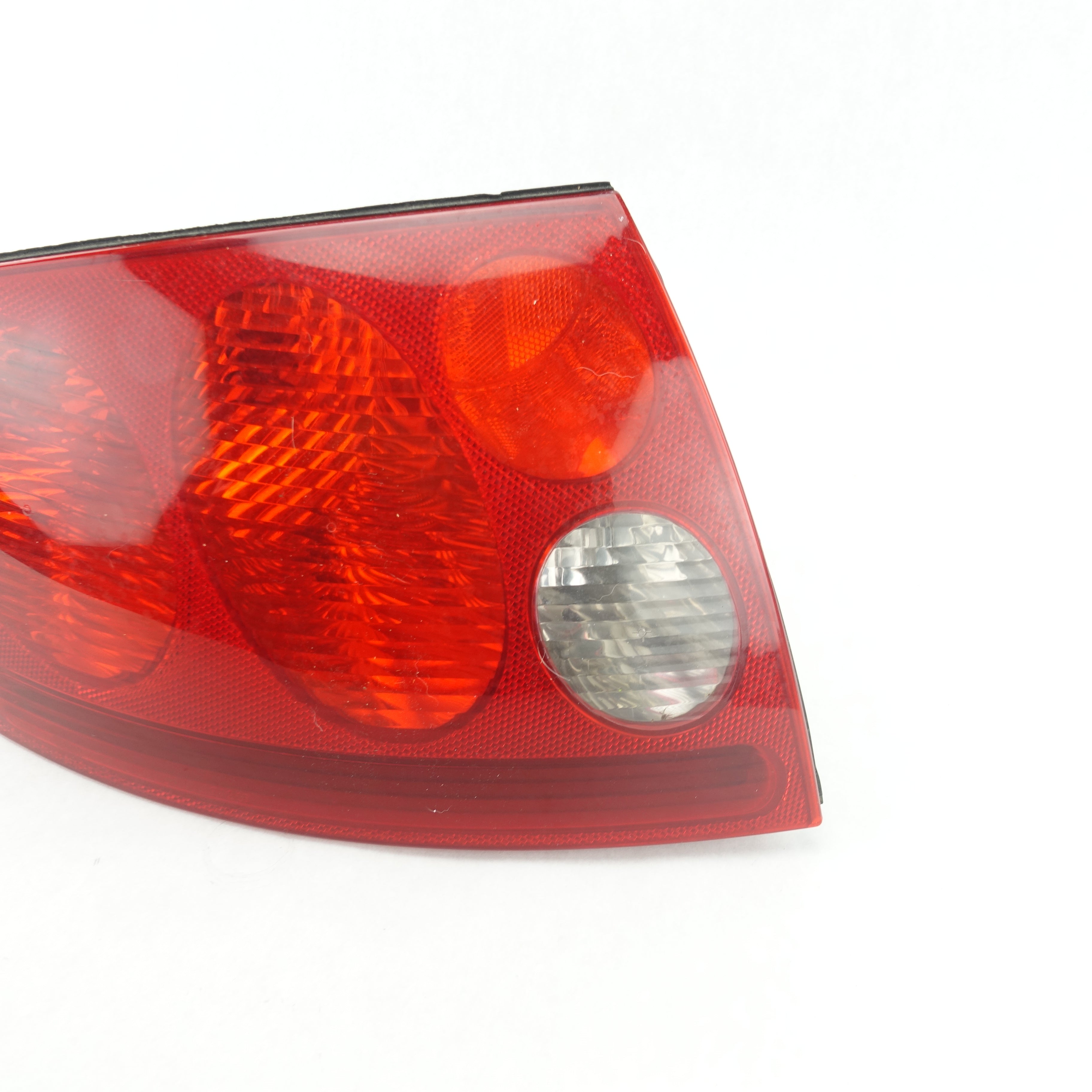 2000 2001 2002 2003 2004 2005 2006 Audi TT Driver Left Taillight Tail Light Lamp