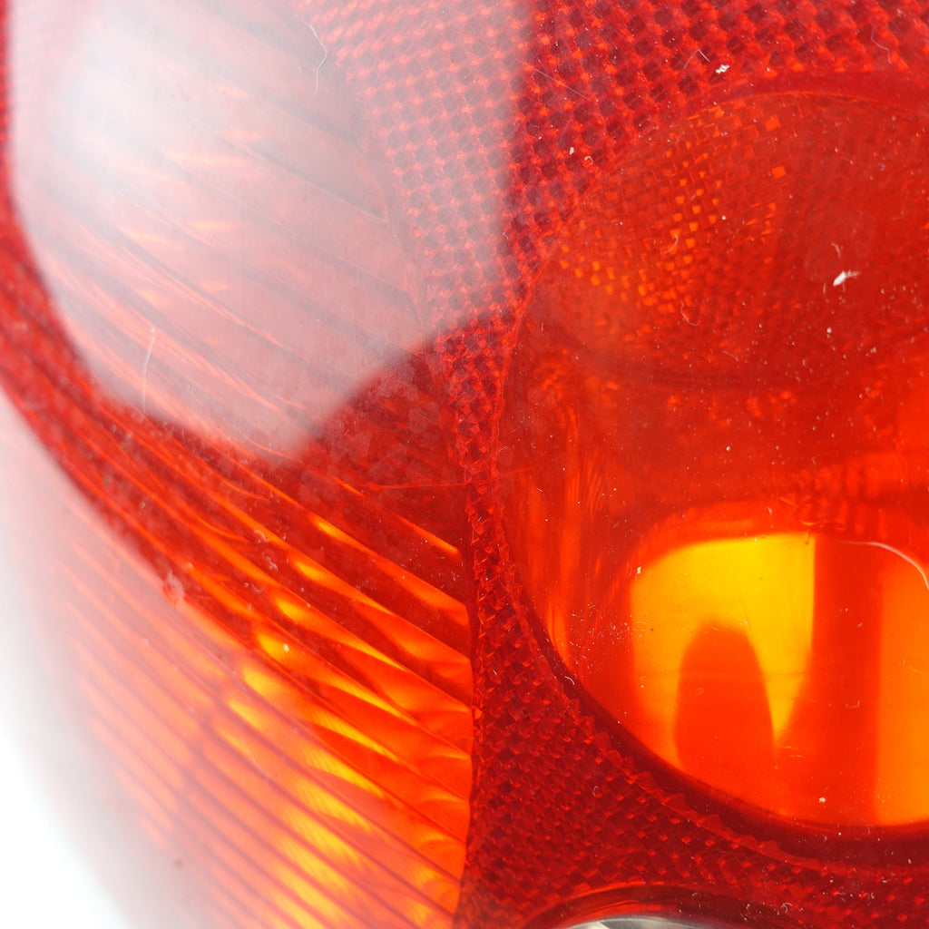 2000 2001 2002 2003 2004 2005 2006 Audi TT Driver Left Taillight Tail Light Lamp