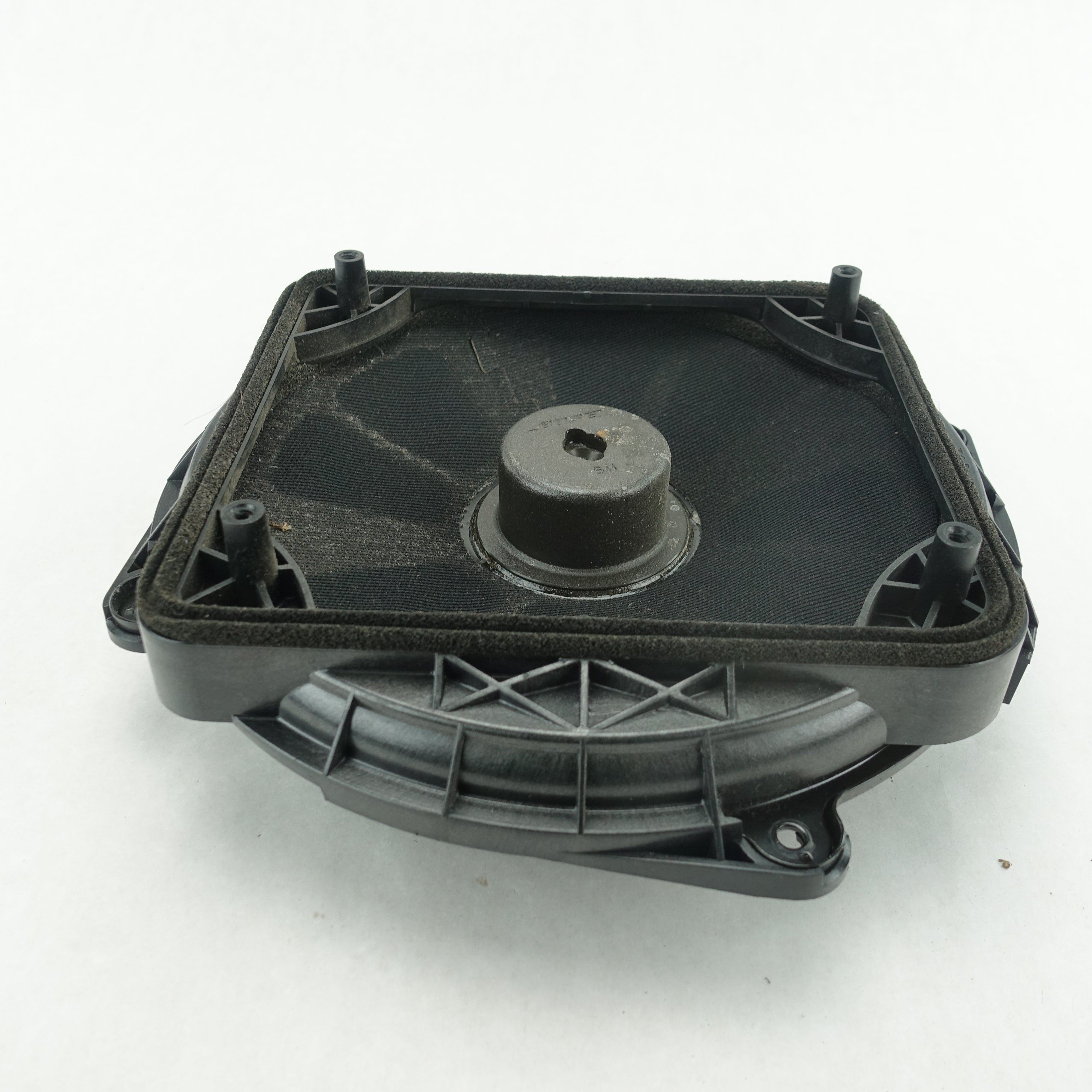 2001 2002 2003 2004 2005 Audi TT Rear Center Speaker