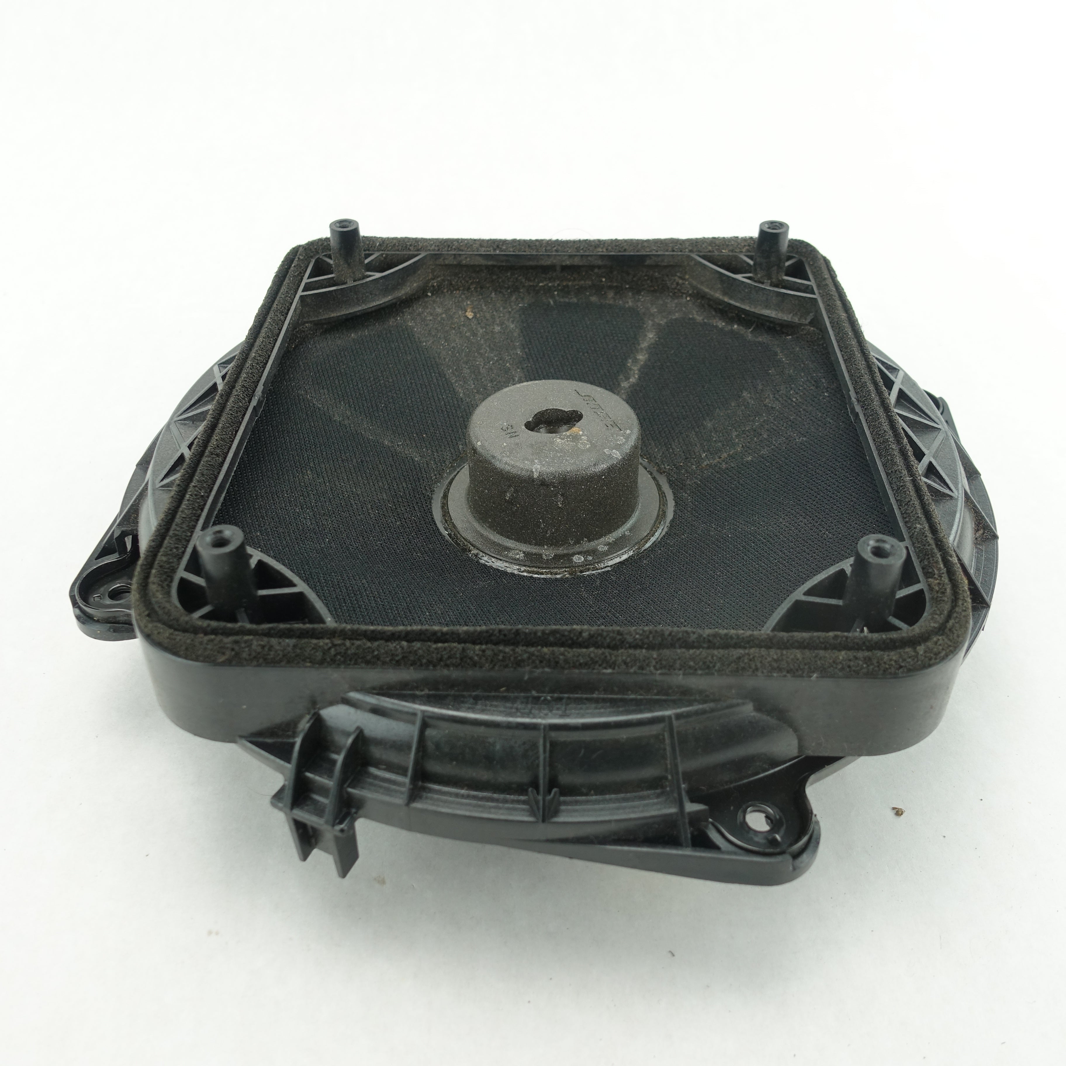 2001 2002 2003 2004 2005 Audi TT Rear Center Speaker