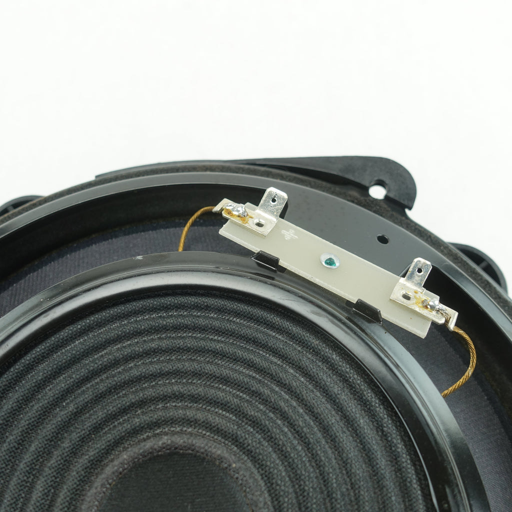 2001 2002 2003 2004 2005 Audi TT Rear Center Speaker