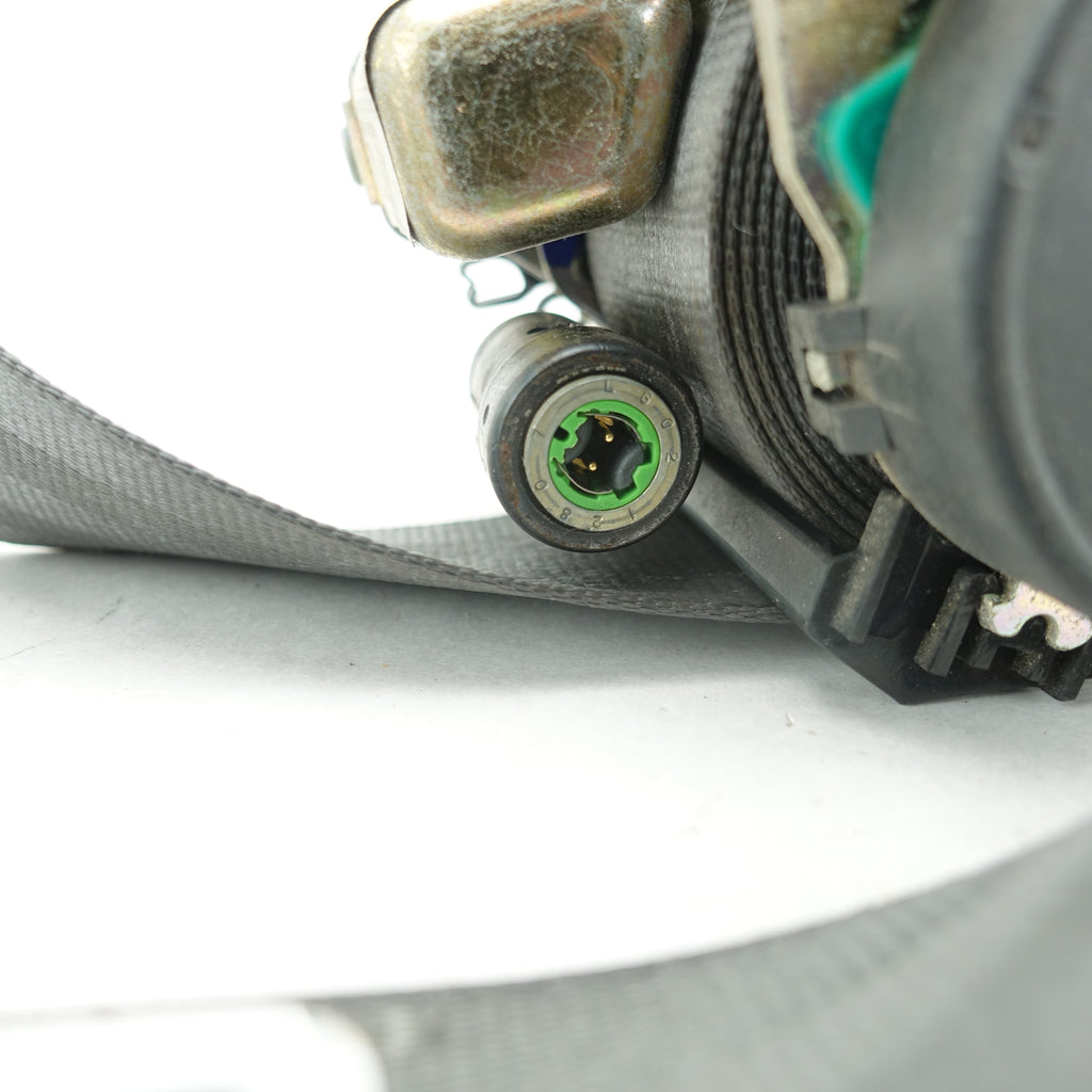 2000 2001 2002 2003 2004 2005 2006 Audi TT Convertible Passenger Right Seat Belt