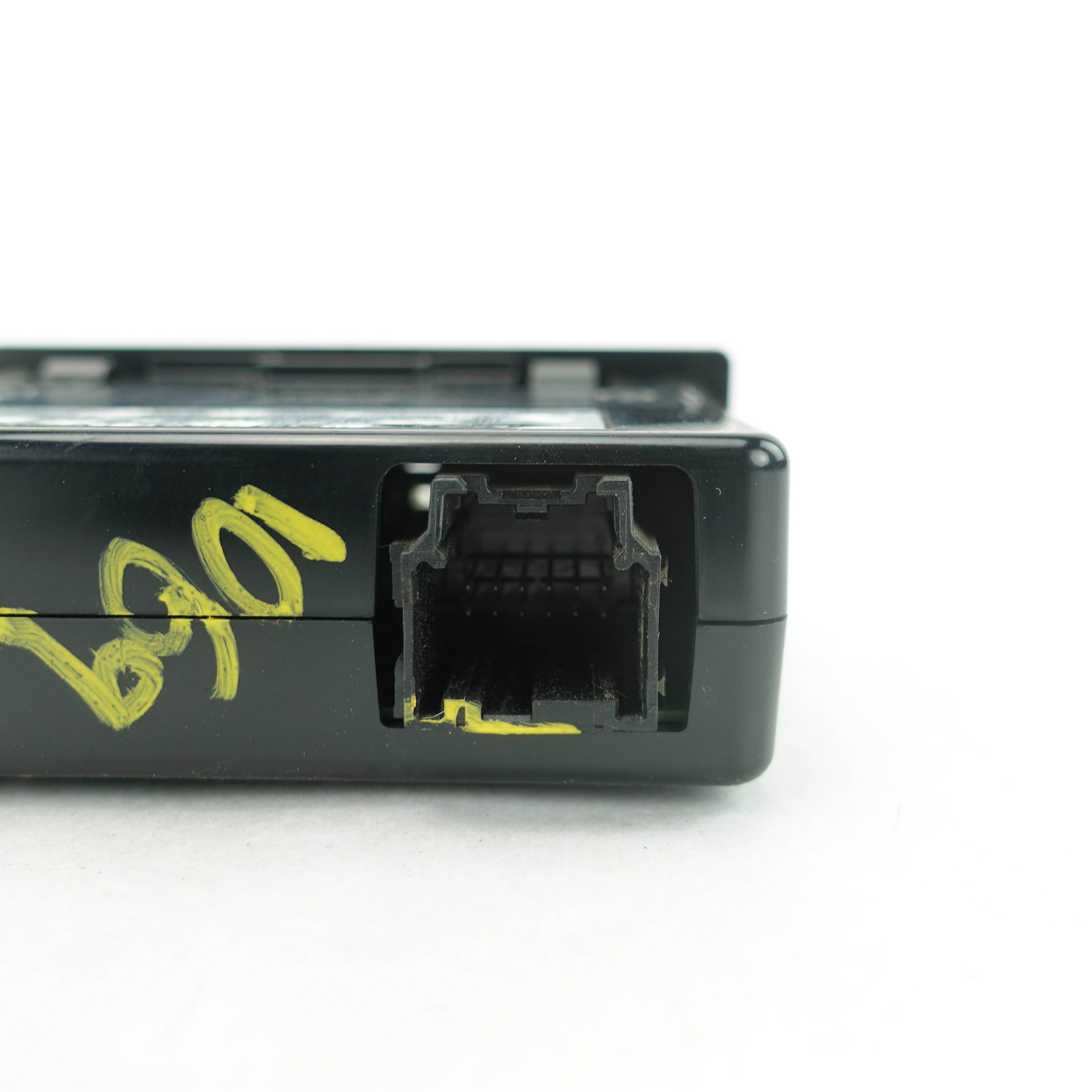2013 2014 2015 Ford F250 F350 RCA Plugs SD Card Reader USB Port Center Console