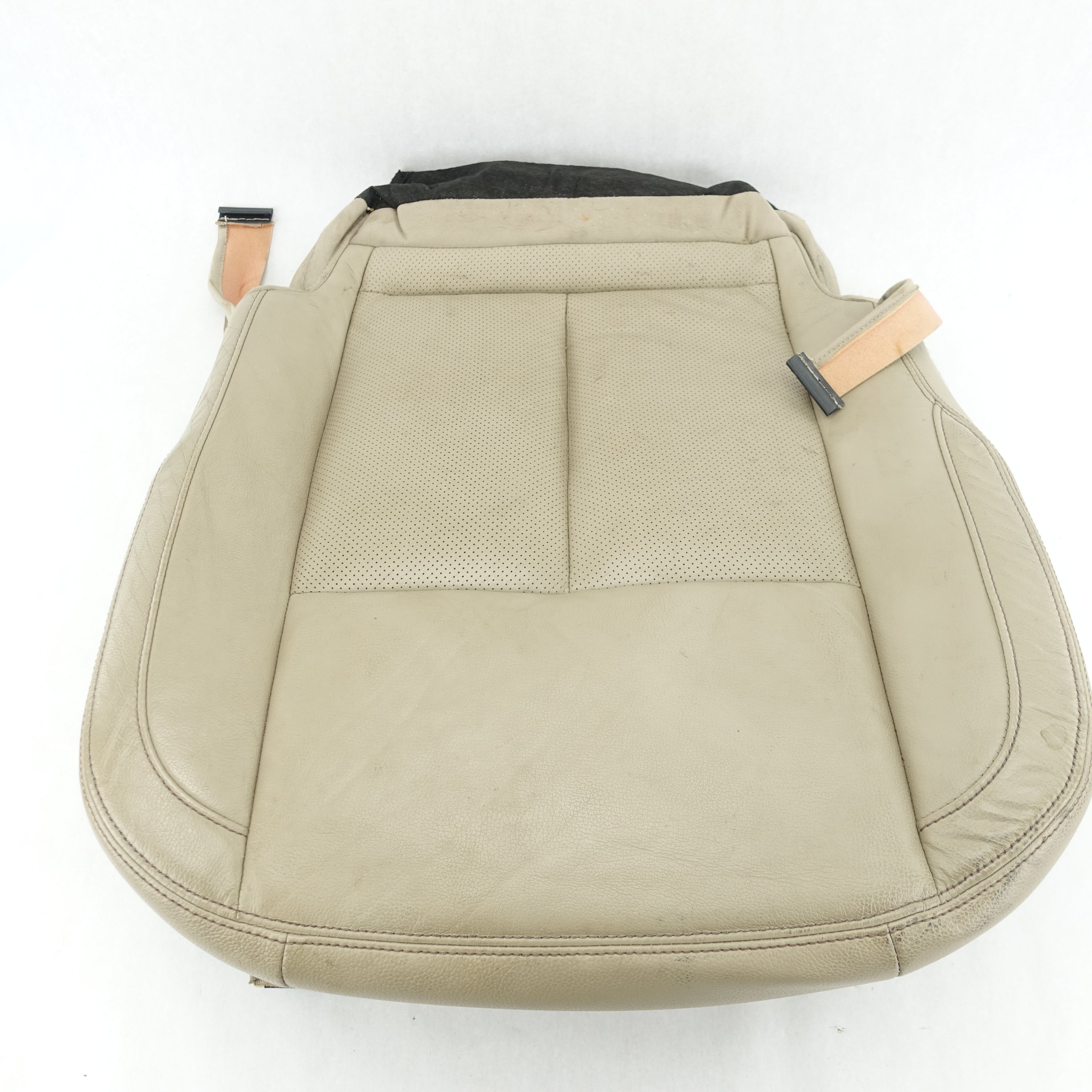 2016 2017 2018 2019 Nissan TITAN XD Passenger Right Front Lower Seat Cushion