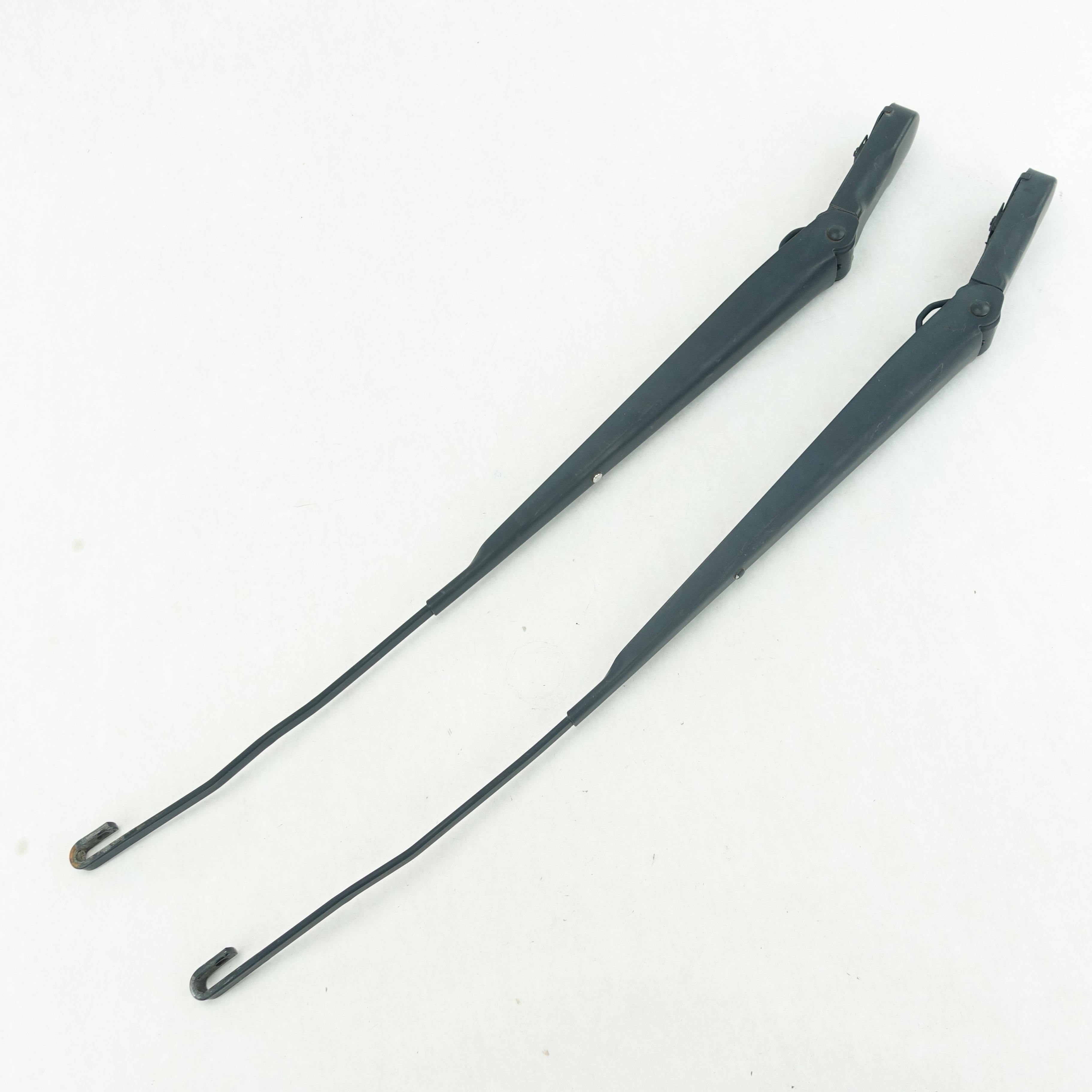 2011 2012 2013 2014 2015 Ford F250 F350 Windshield Wiper Arm Arms Left Right Set