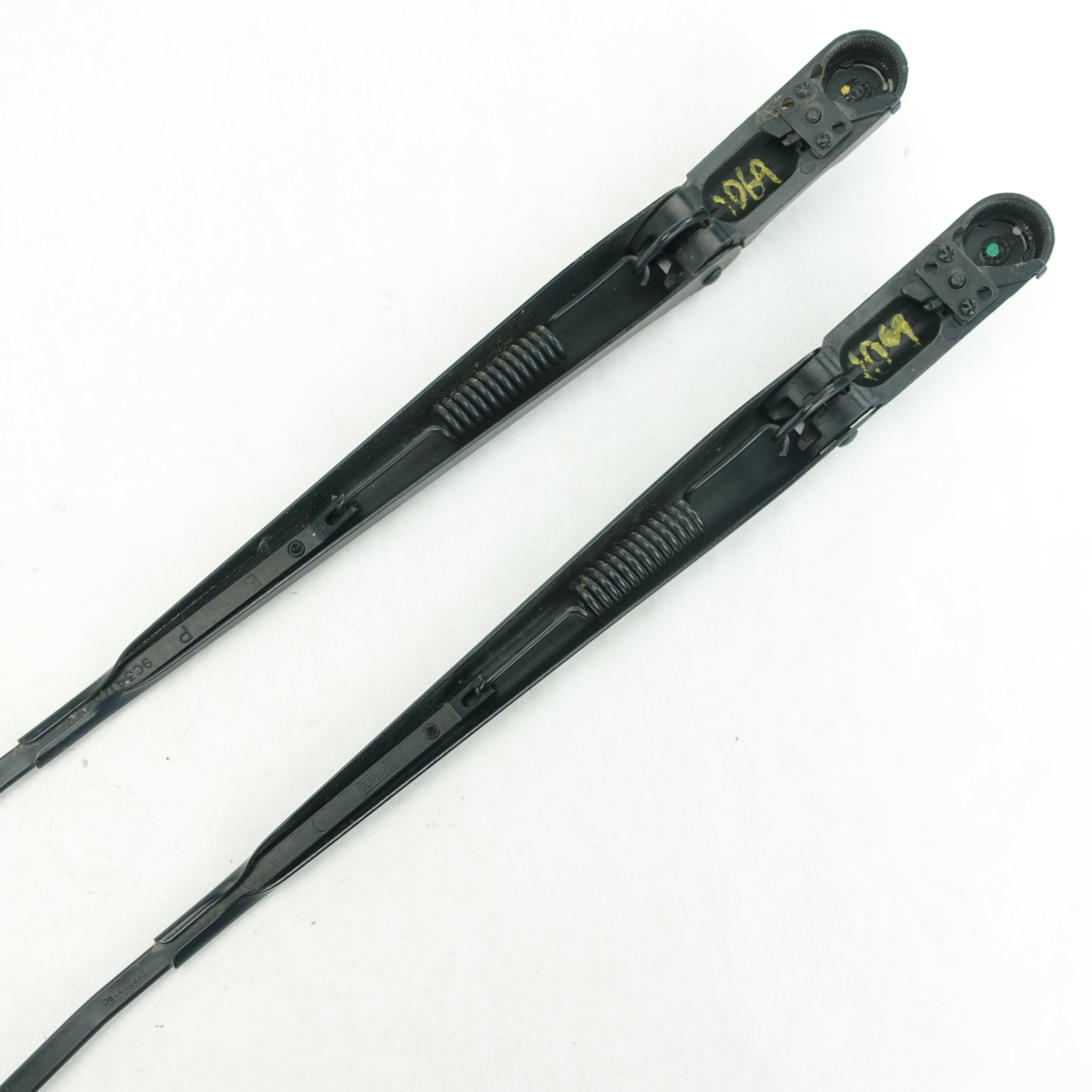 2011 2012 2013 2014 2015 Ford F250 F350 Windshield Wiper Arm Arms Left Right Set