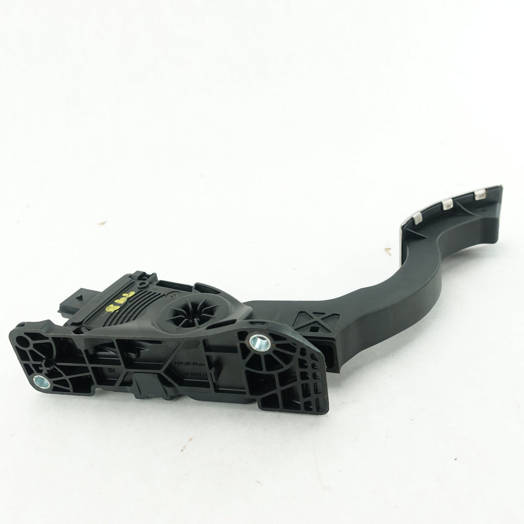 2015 2016 2017 2018 Ford Focus ST Fuel Gas Throttle Accelerator Pedal Peddle Pad